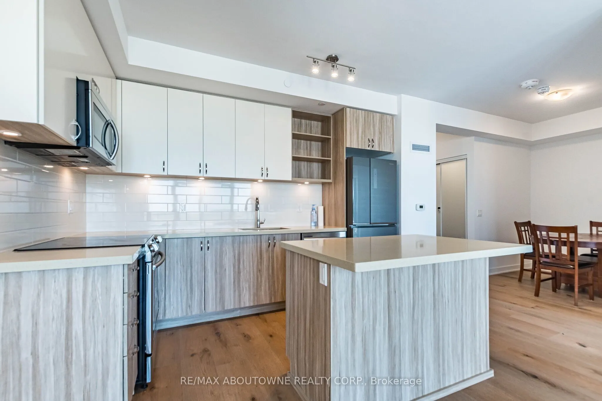 4677 Glen Erin Drive #1202