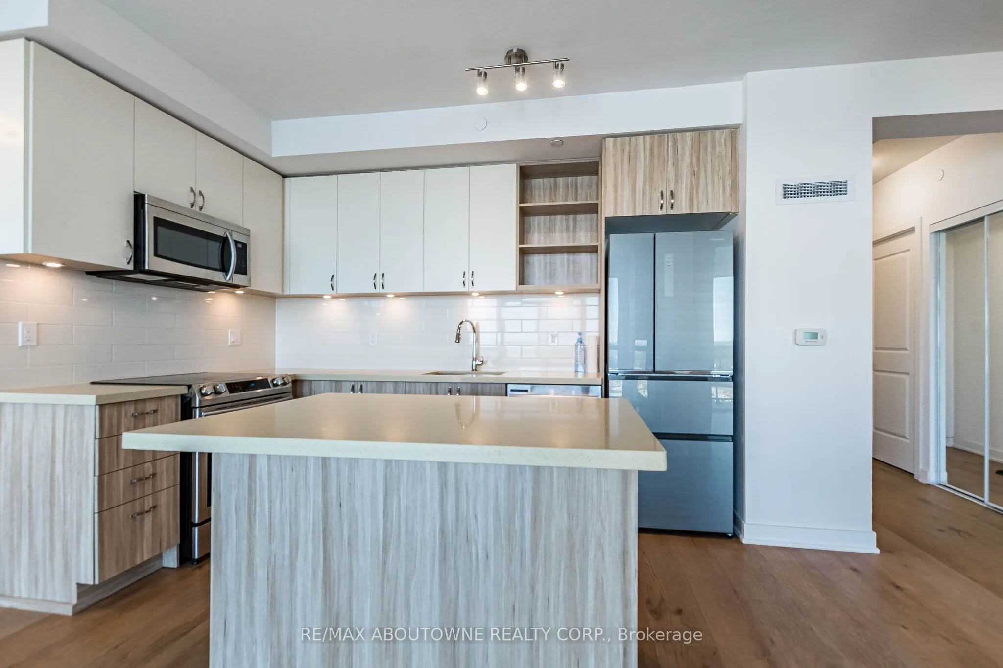 4677 Glen Erin Drive #1202