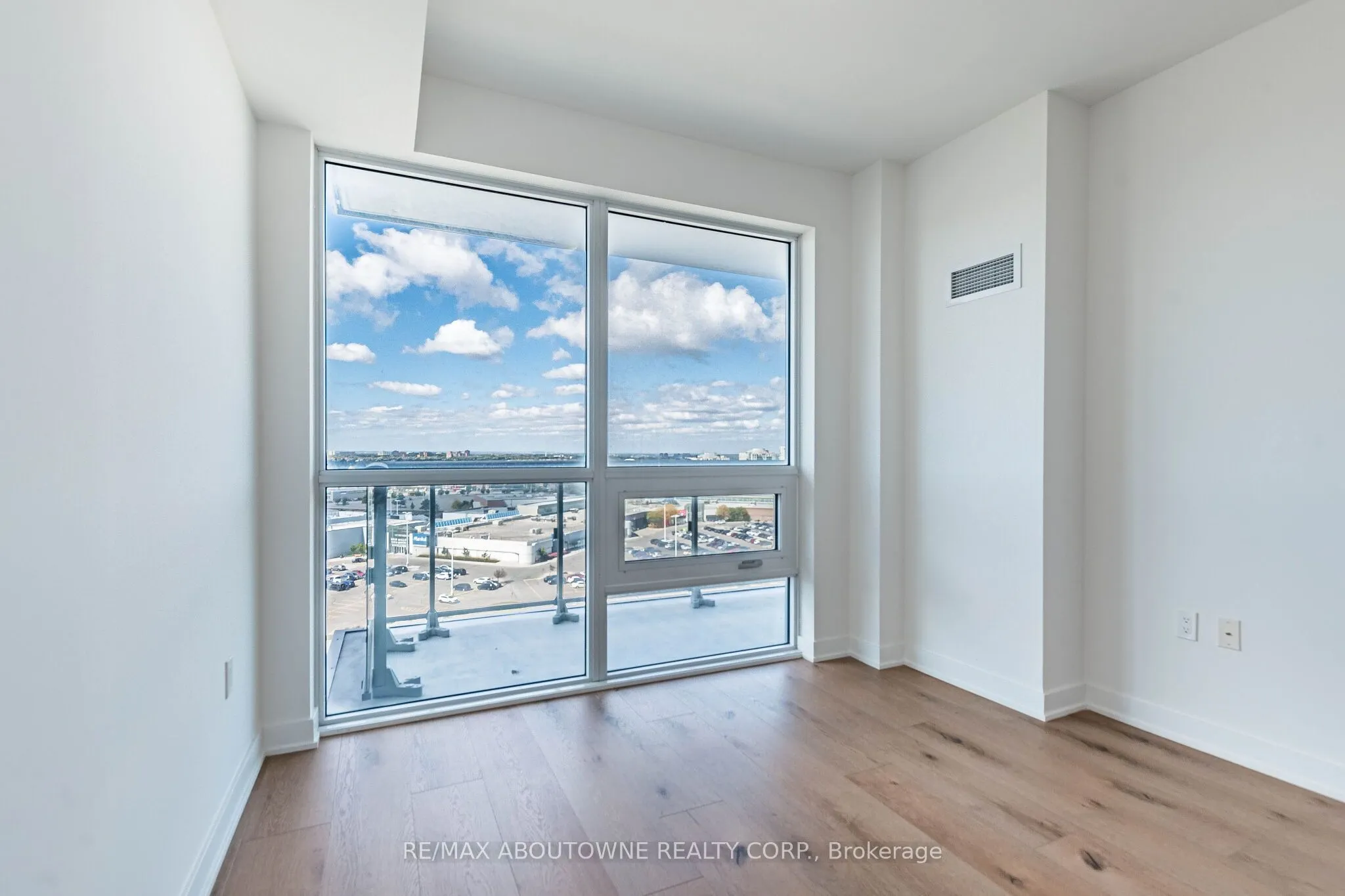 4677 Glen Erin Drive #1202