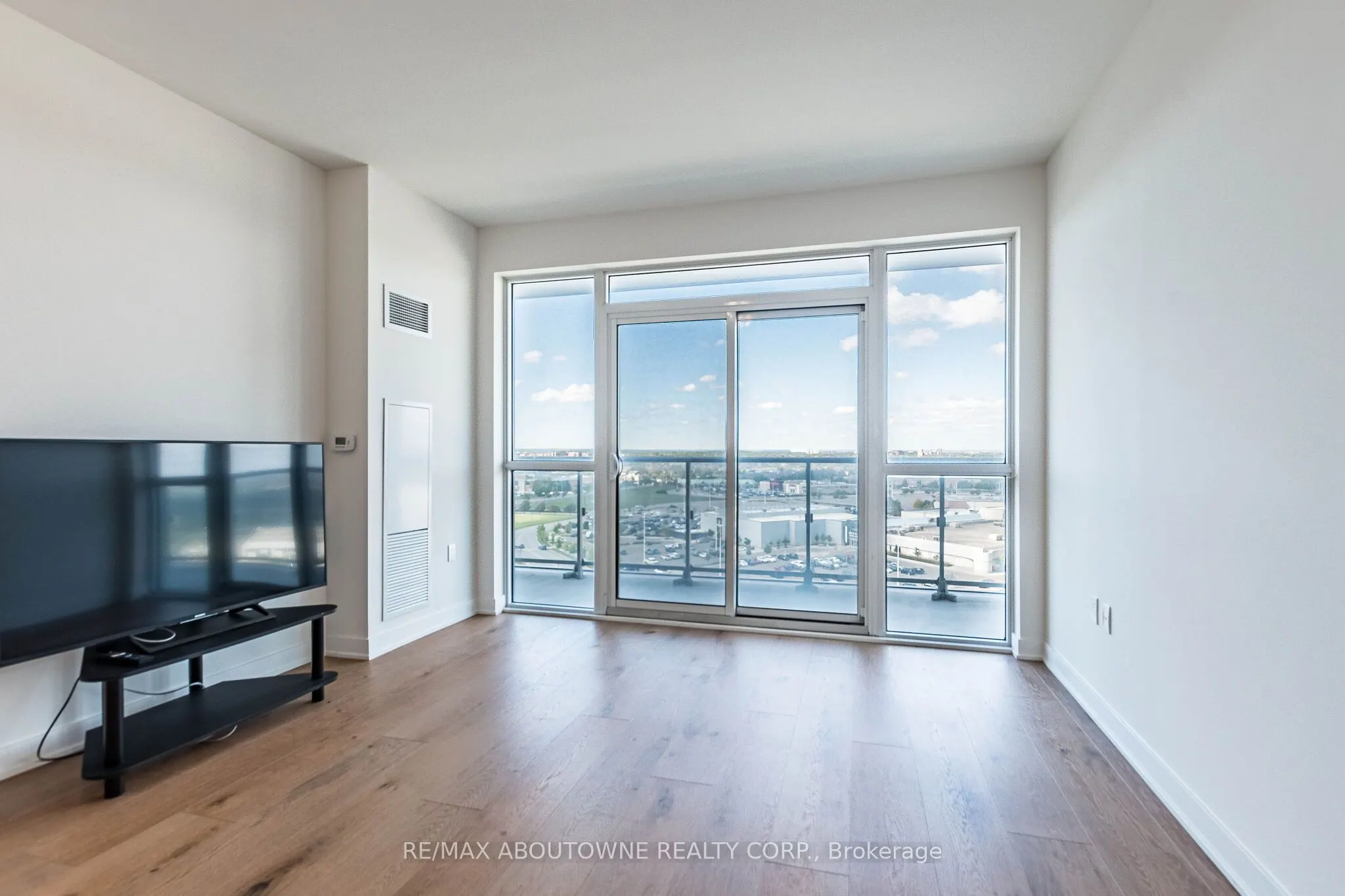 4677 Glen Erin Drive #1202
