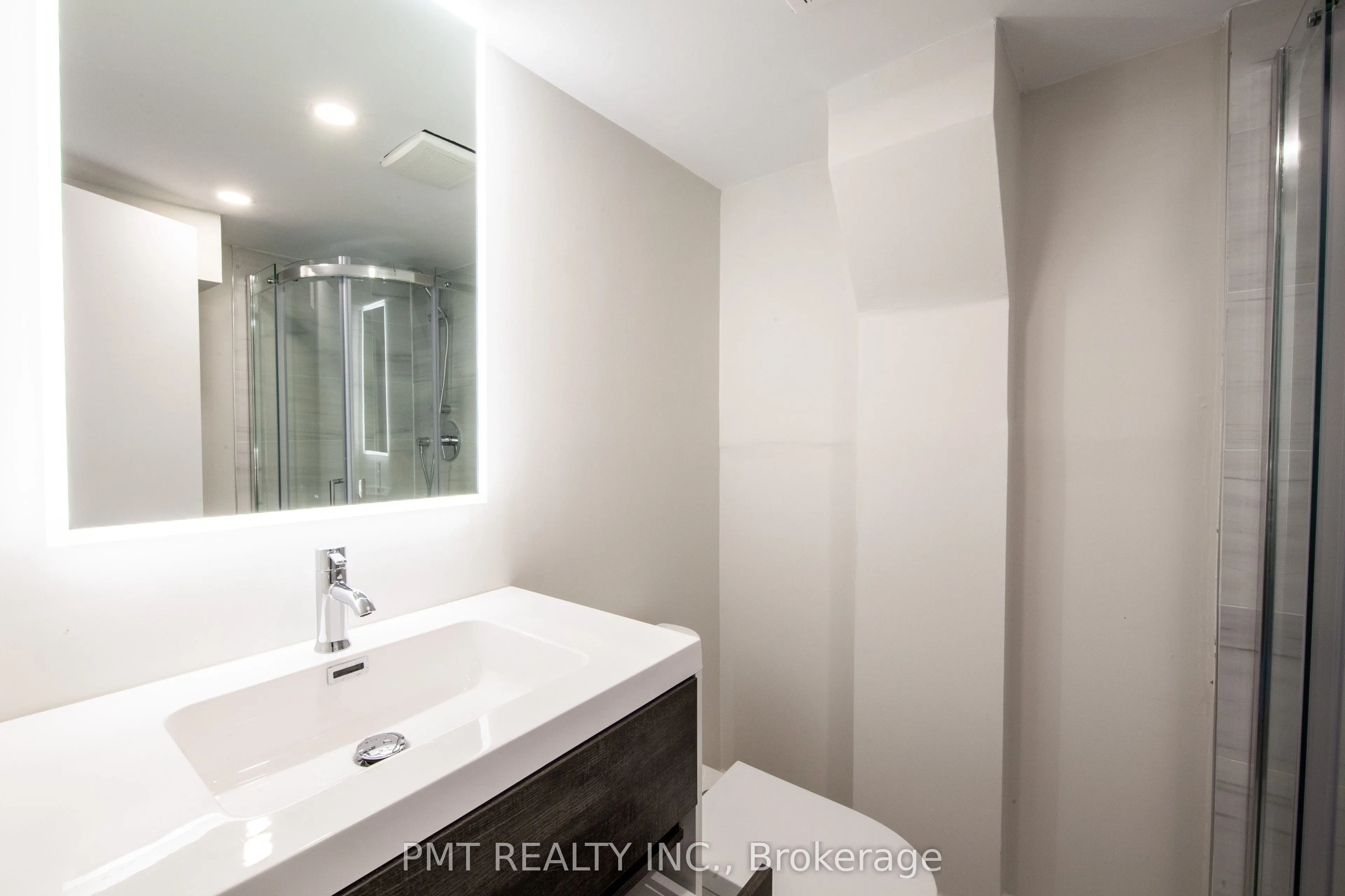 34 Robindale Avenue #Basement