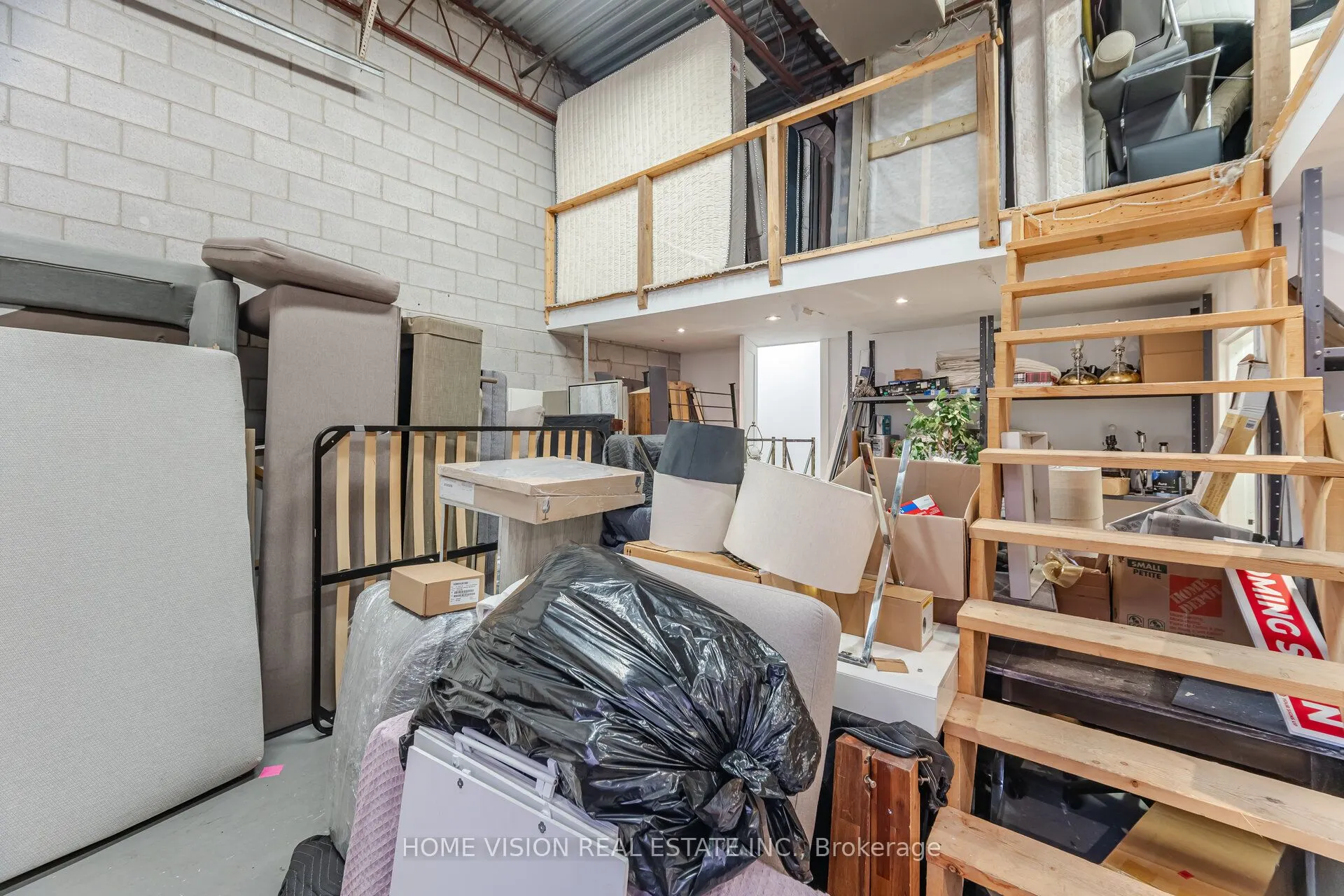 315 Traders Boulevard E #11