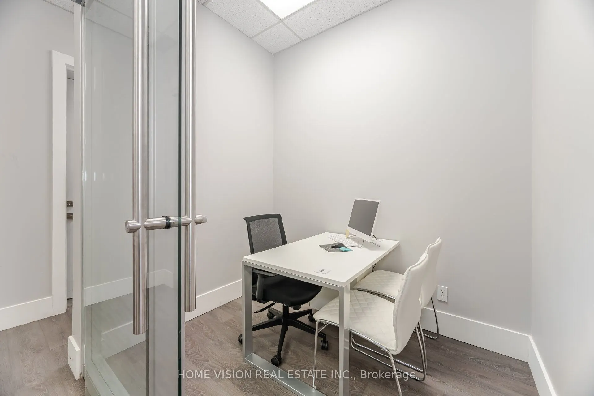 315 Traders Boulevard E #11