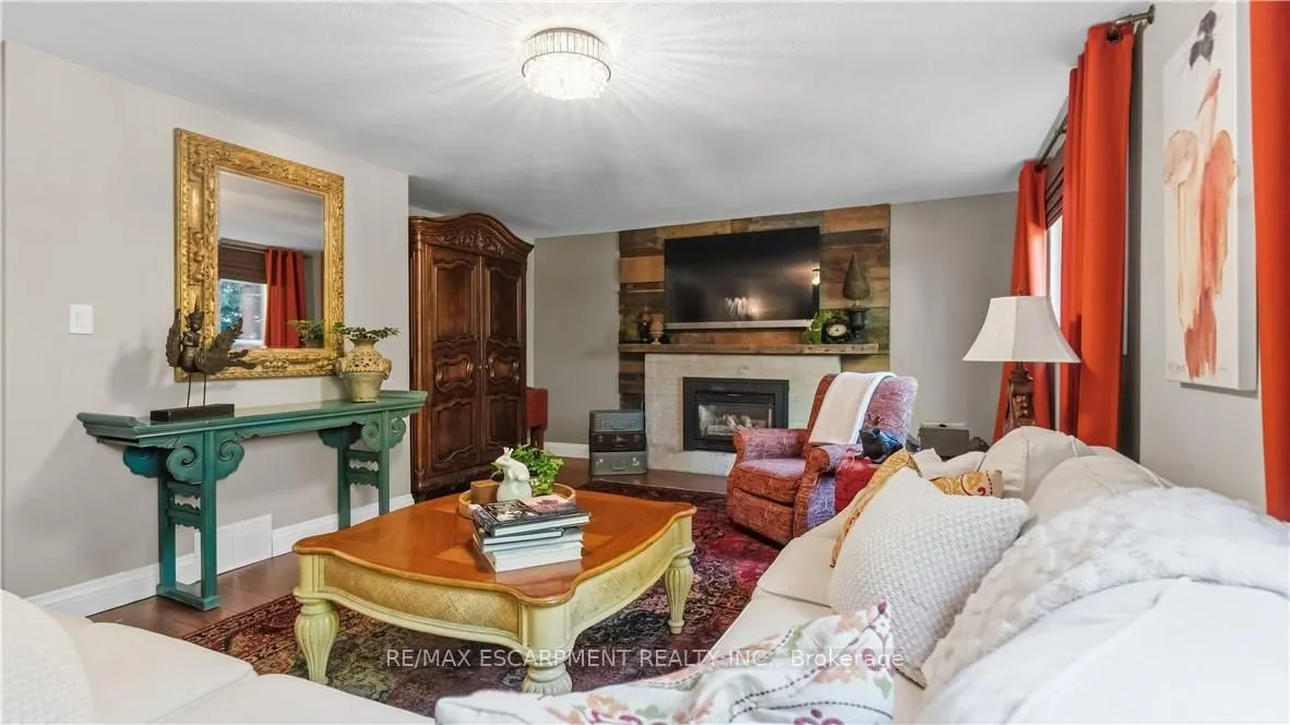 517 Rosedale Crescent