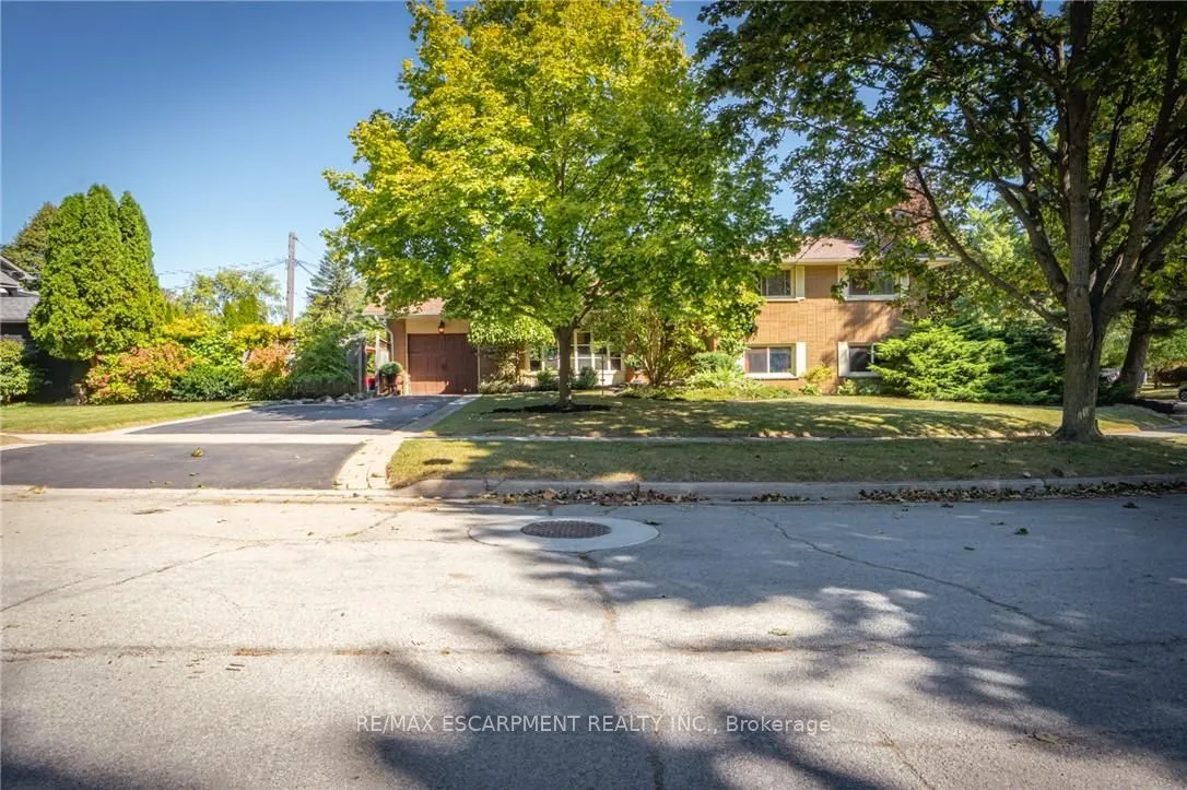 517 Rosedale Crescent
