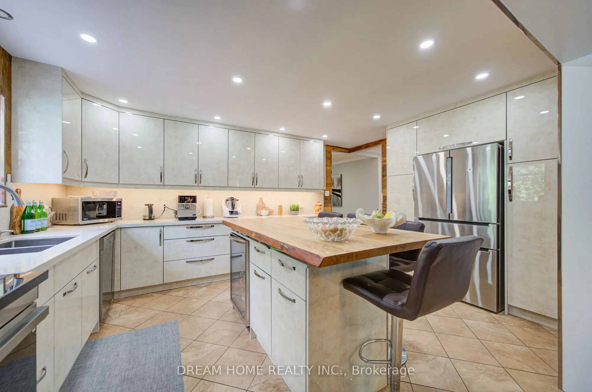 2263 Taylor's Orchard