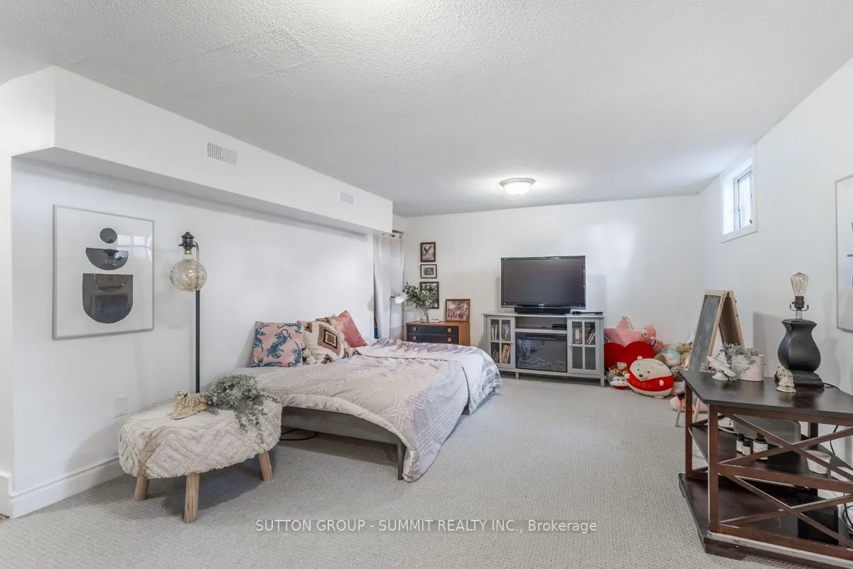 4018 Longmoor Drive #16