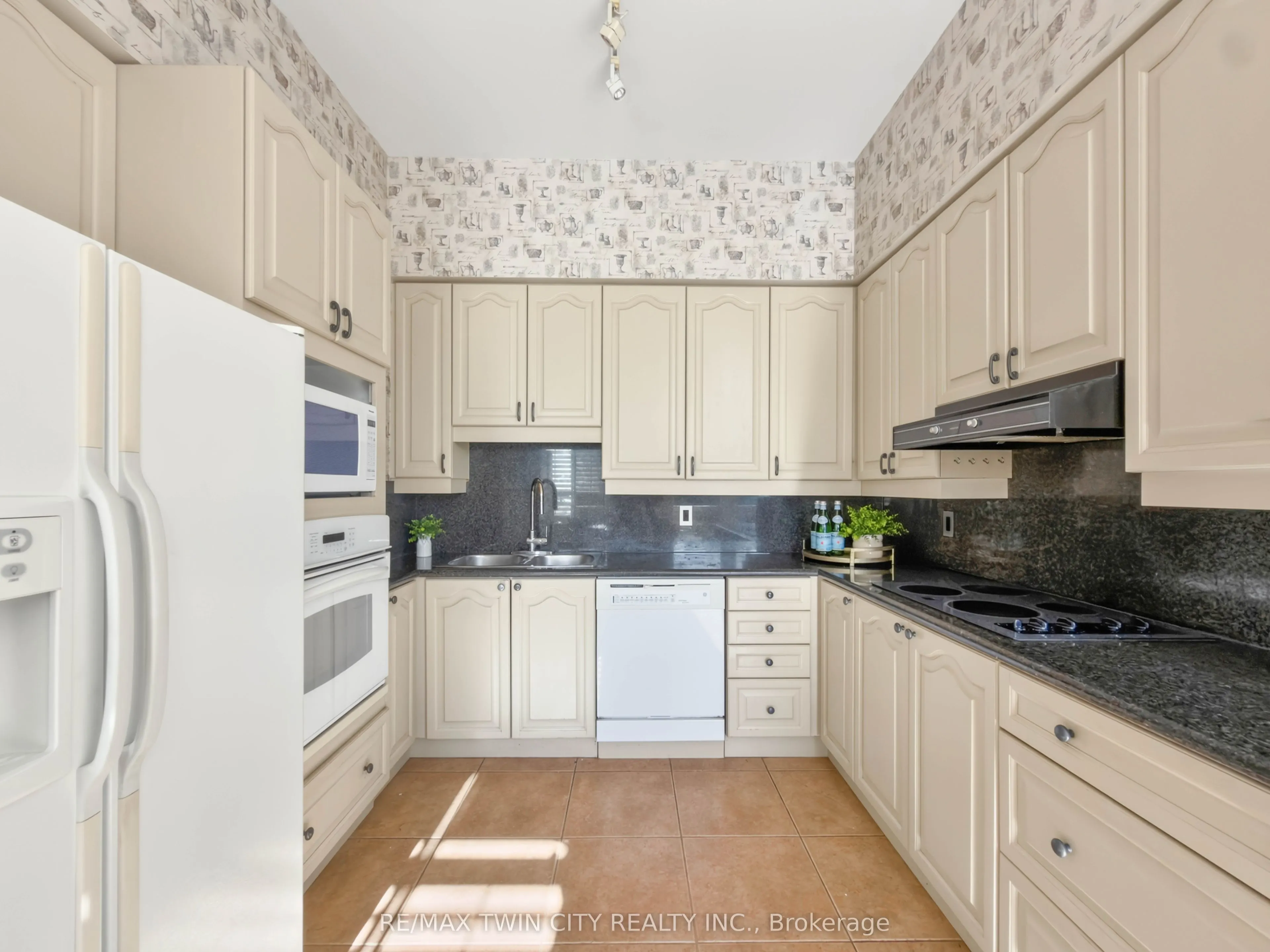 65 Port Street E #107