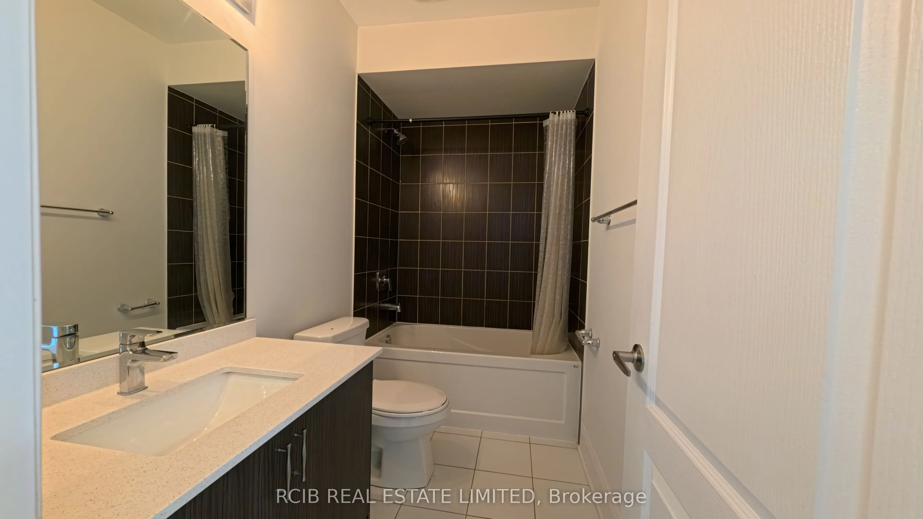 20 Foxsparrow Road