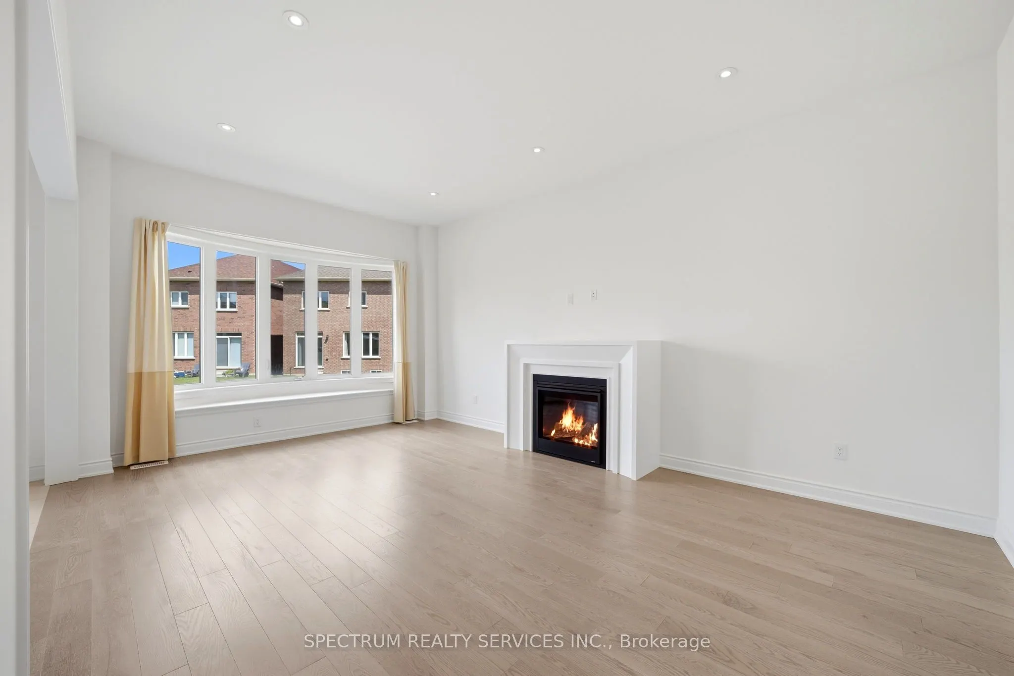 70 Stratford Drive