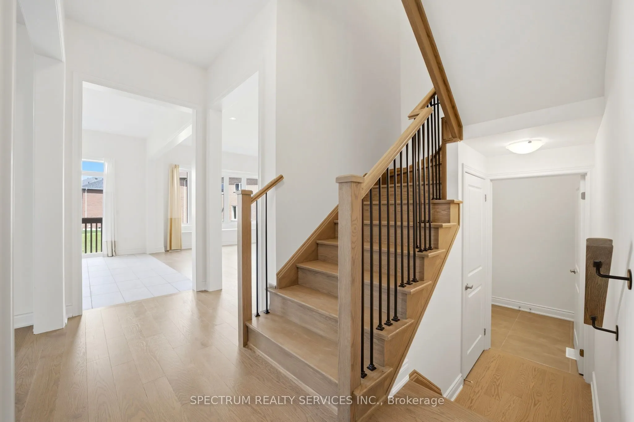 70 Stratford Drive