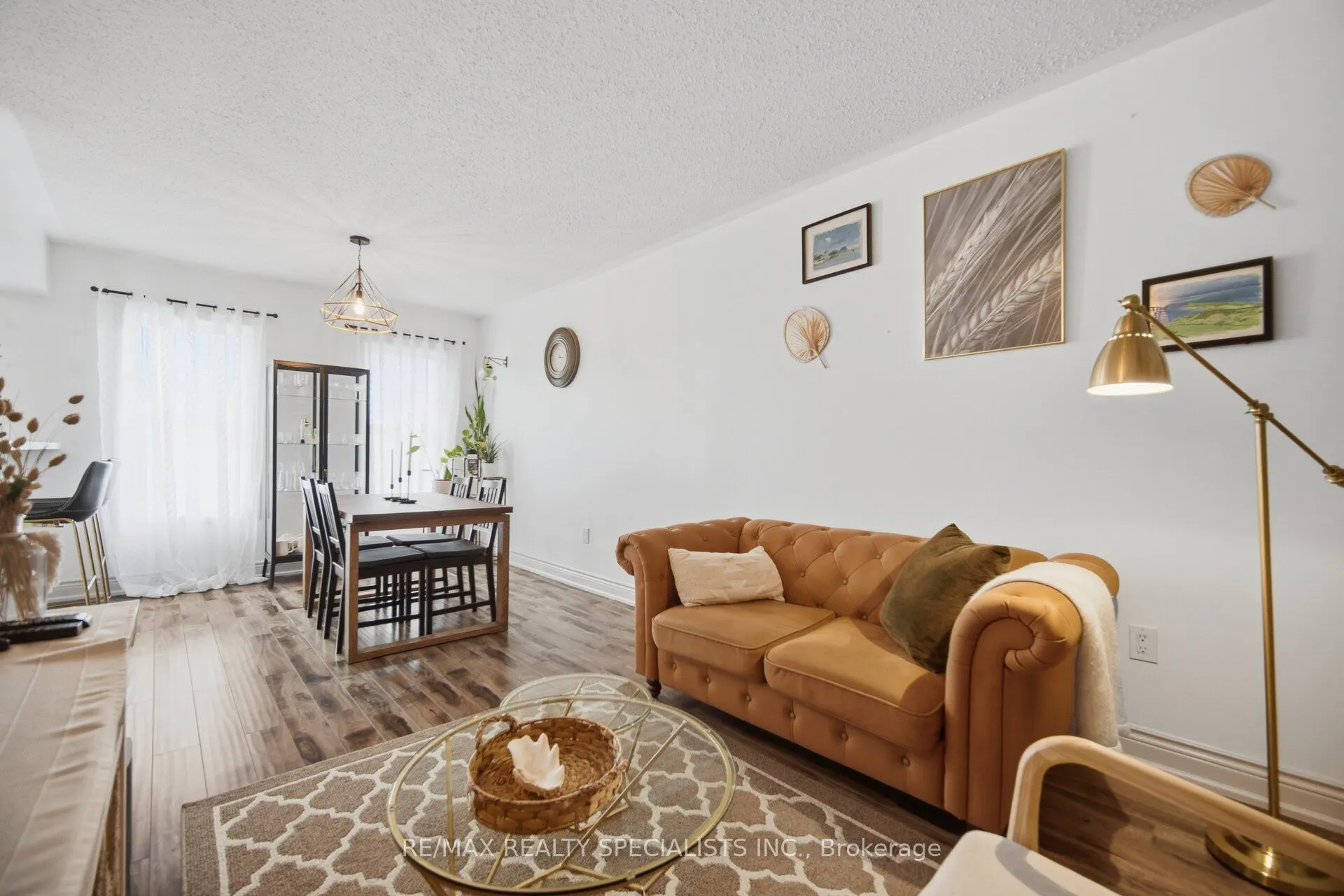 220 Mortimer Crescent