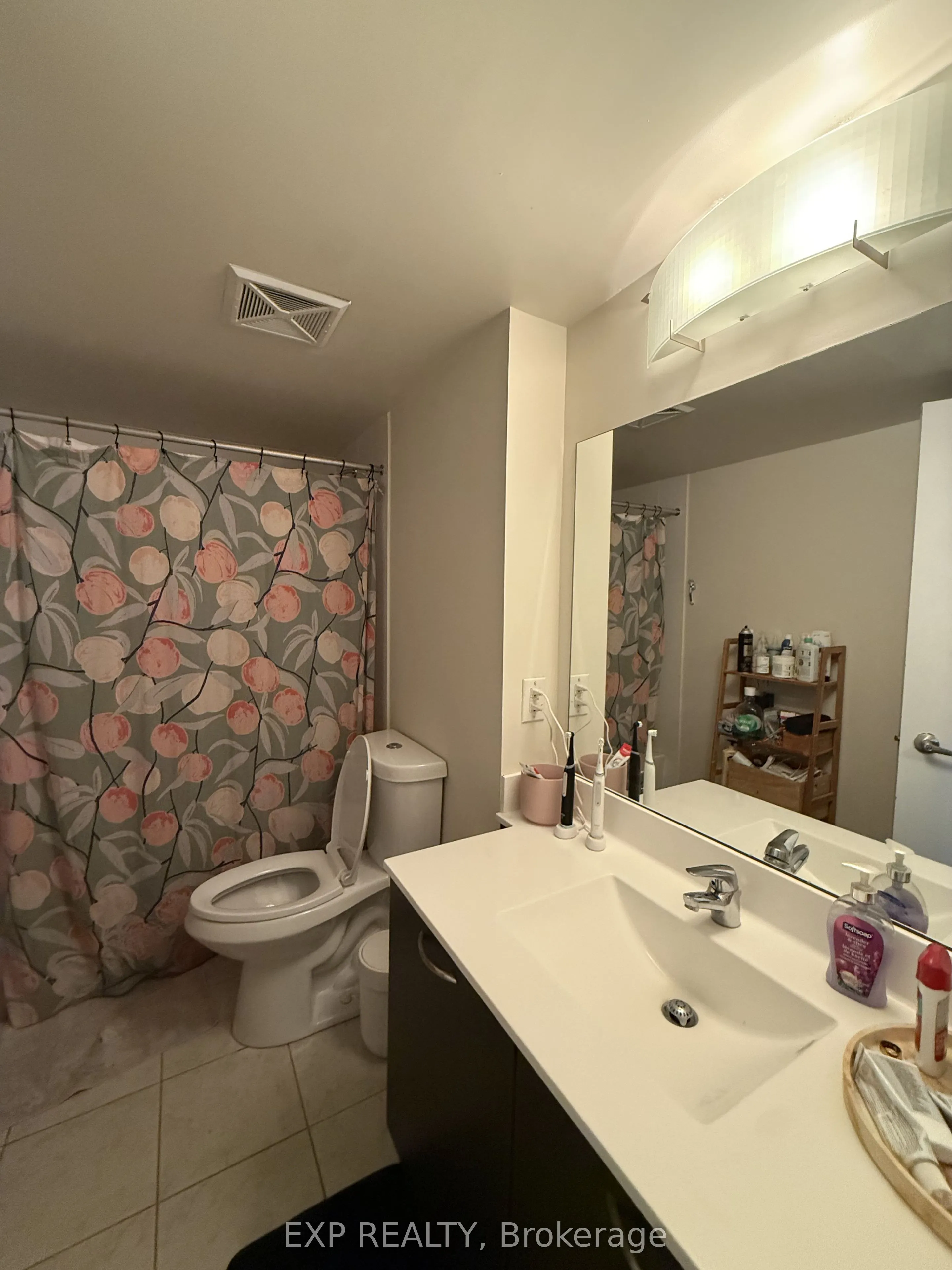 38 Joe Shuster Way #1502