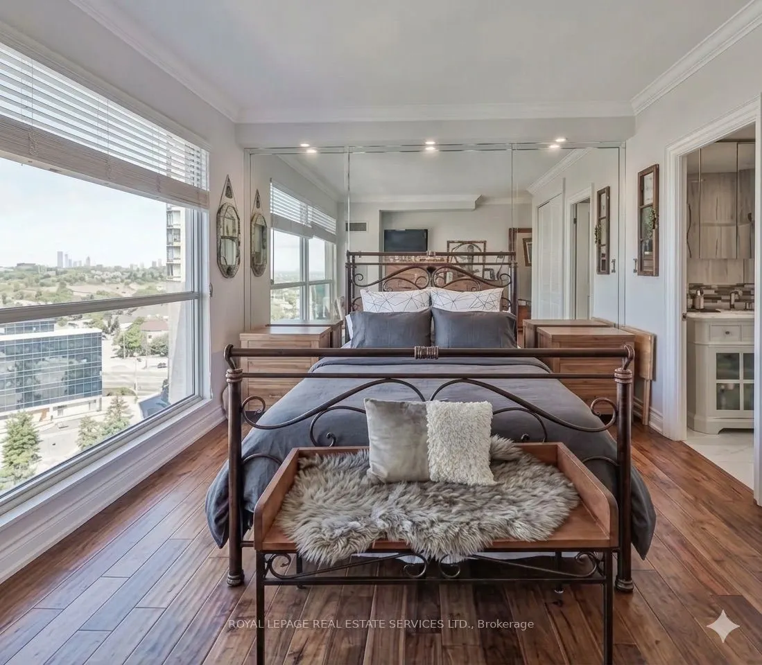 2267 Lake Shore Boulevard W #1304