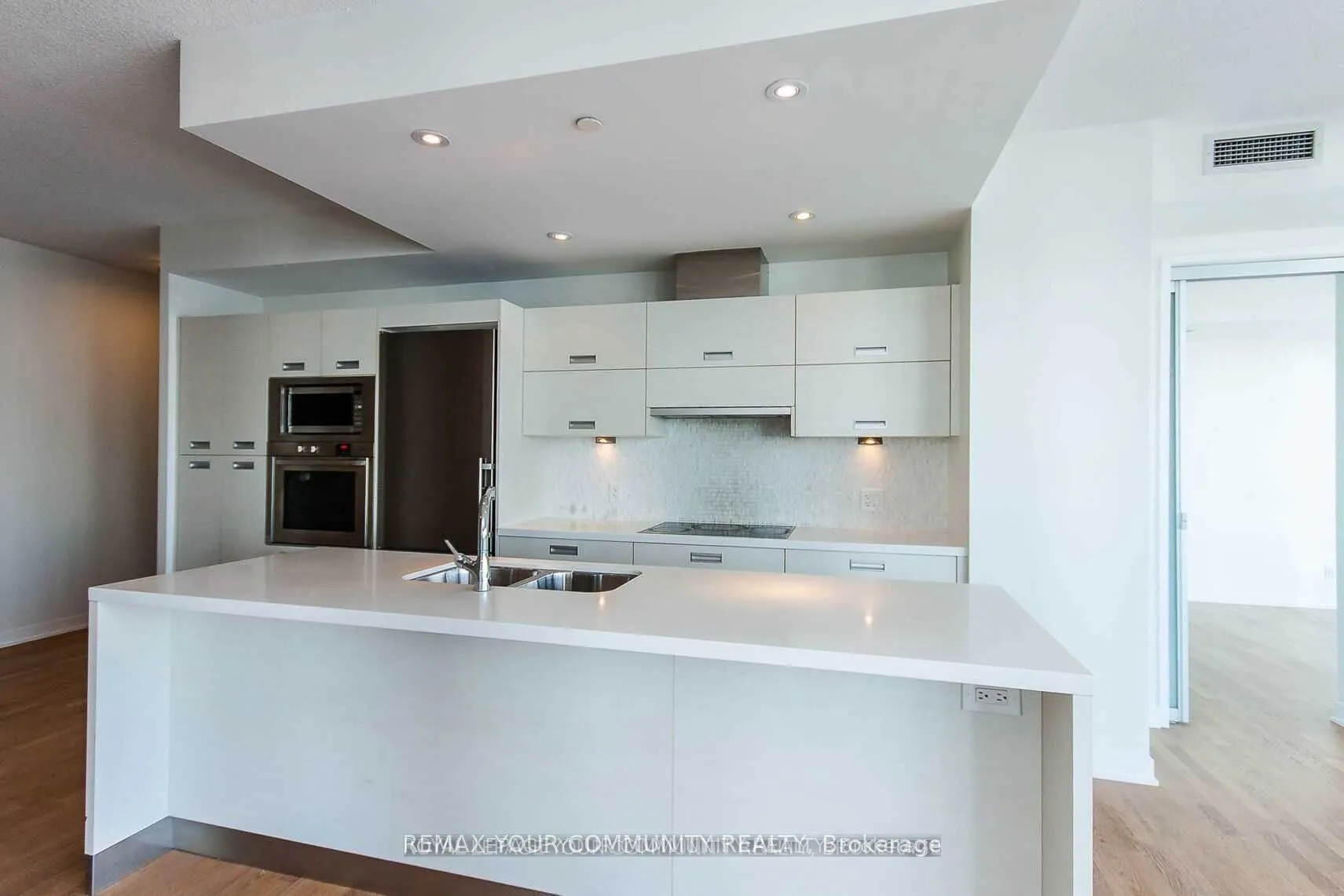 88 Park Lawn Road #2308