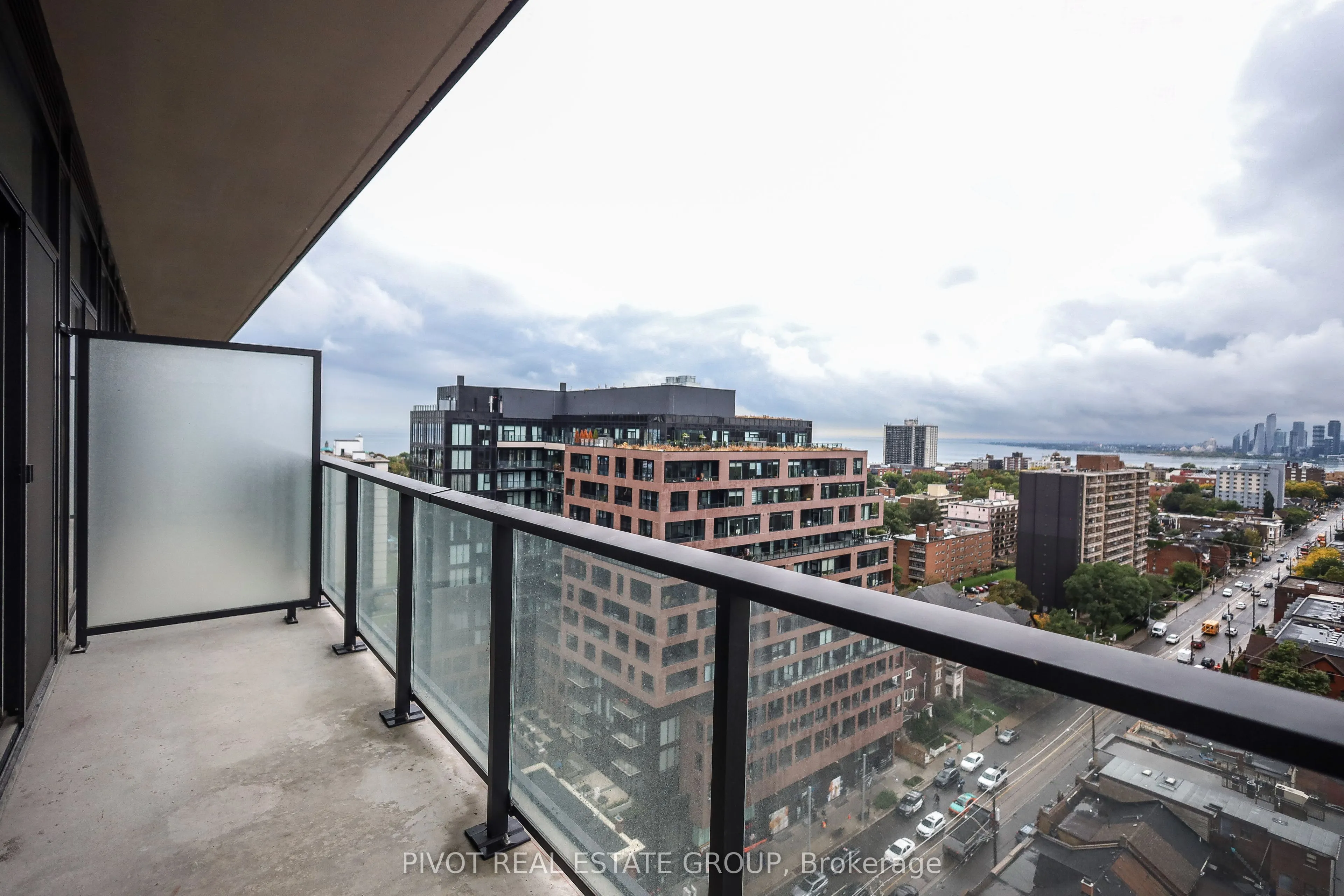 285 Dufferin Street #1406