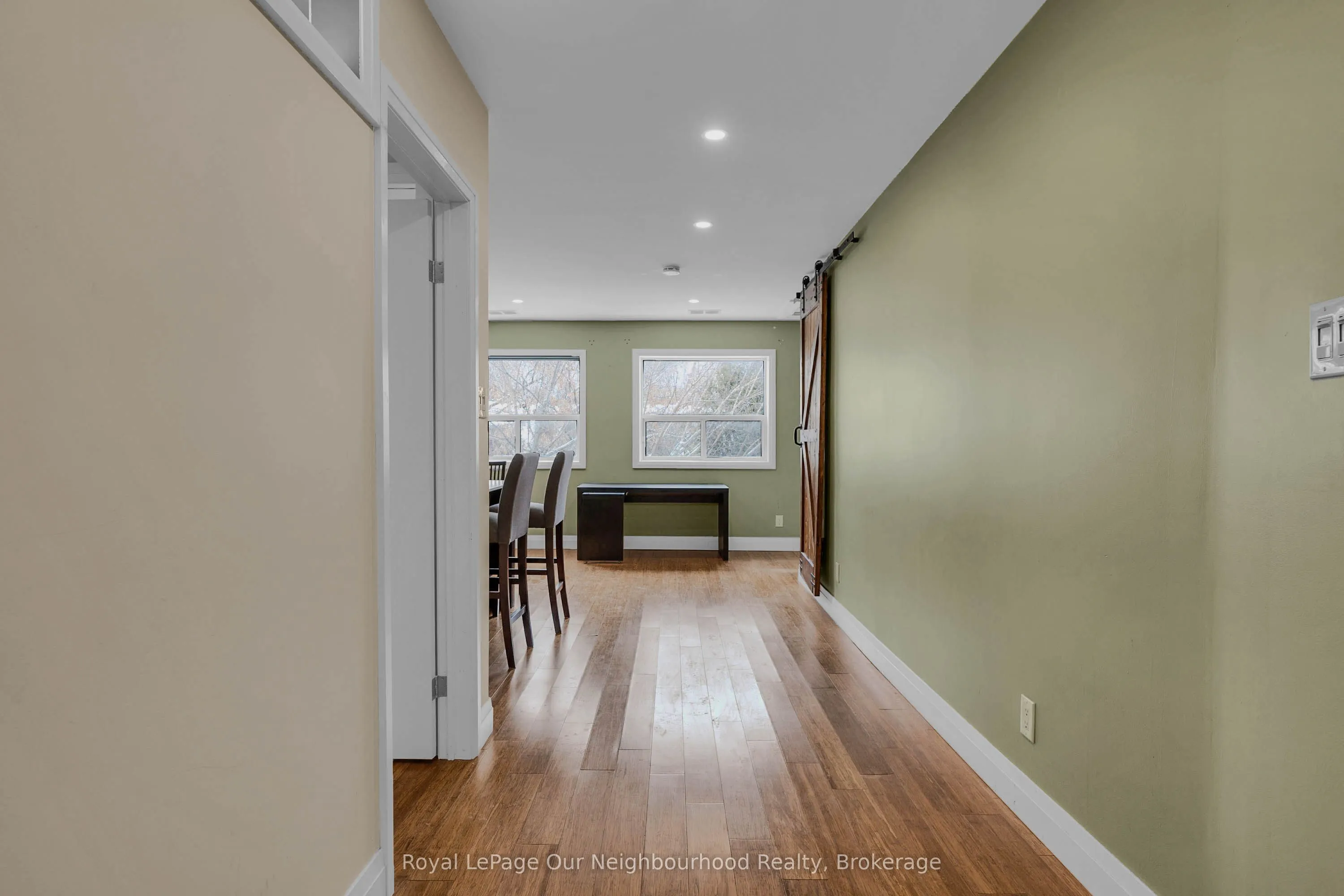 1224 King Street W #300