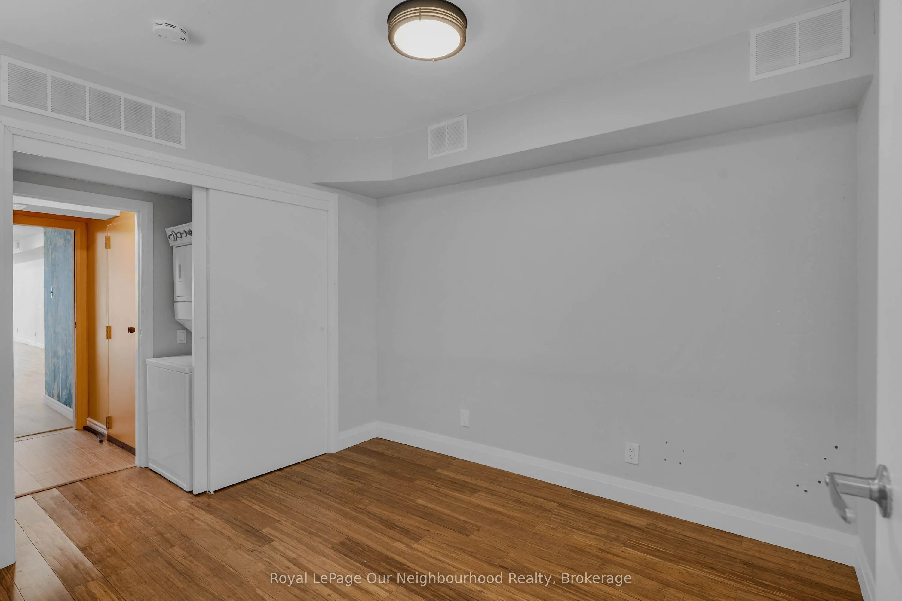 1224 King Street W #300