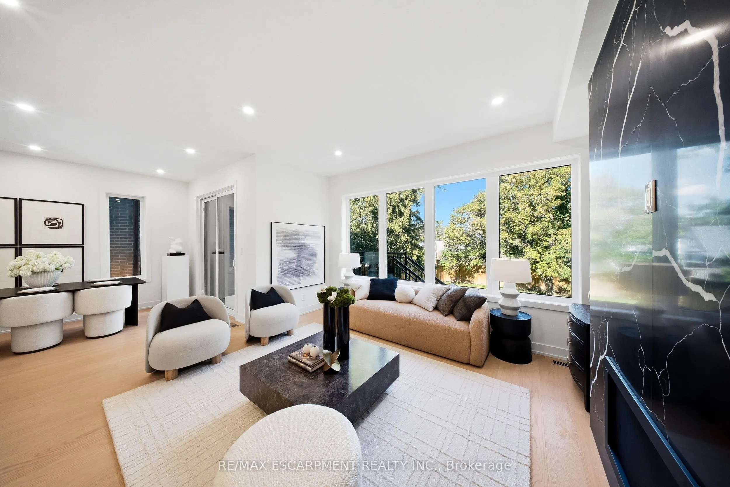 14 Kentroyal Drive