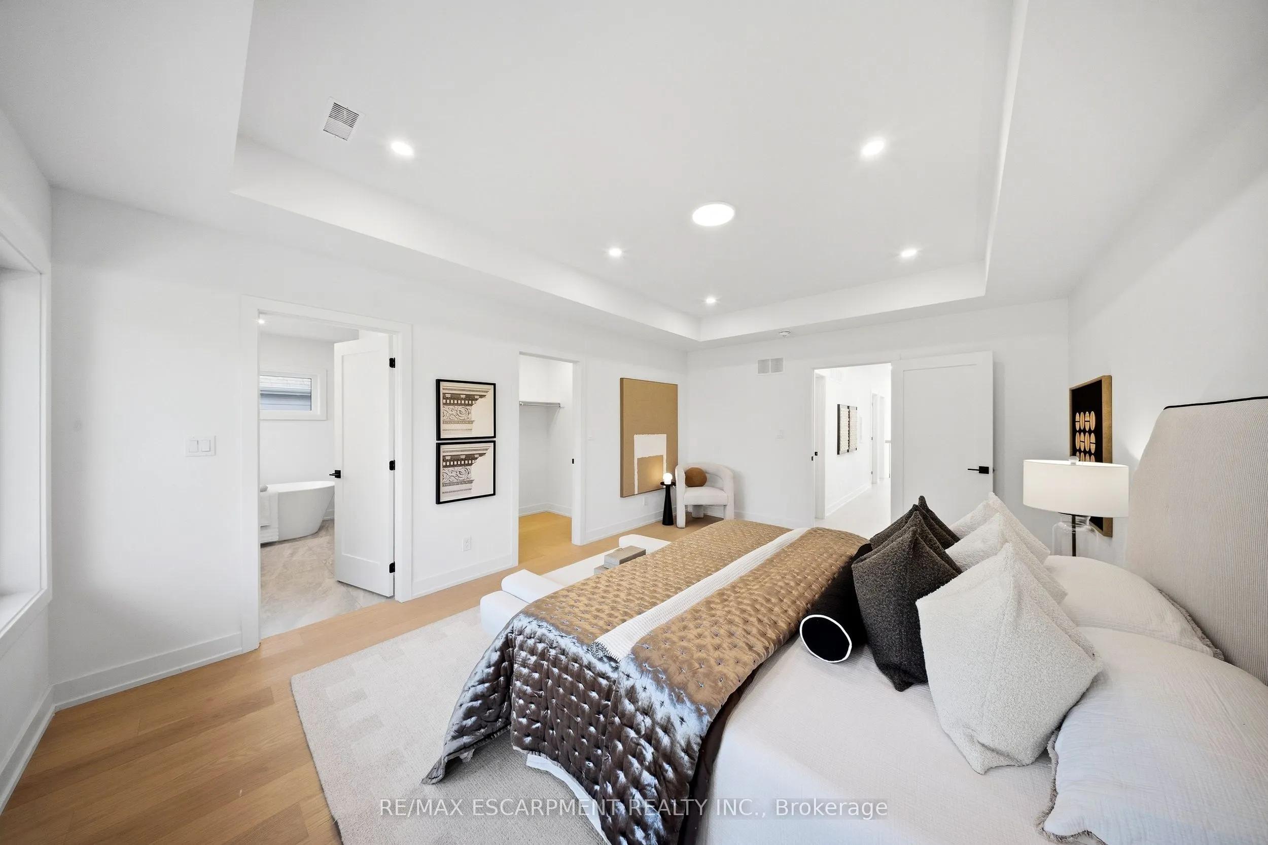 14 Kentroyal Drive