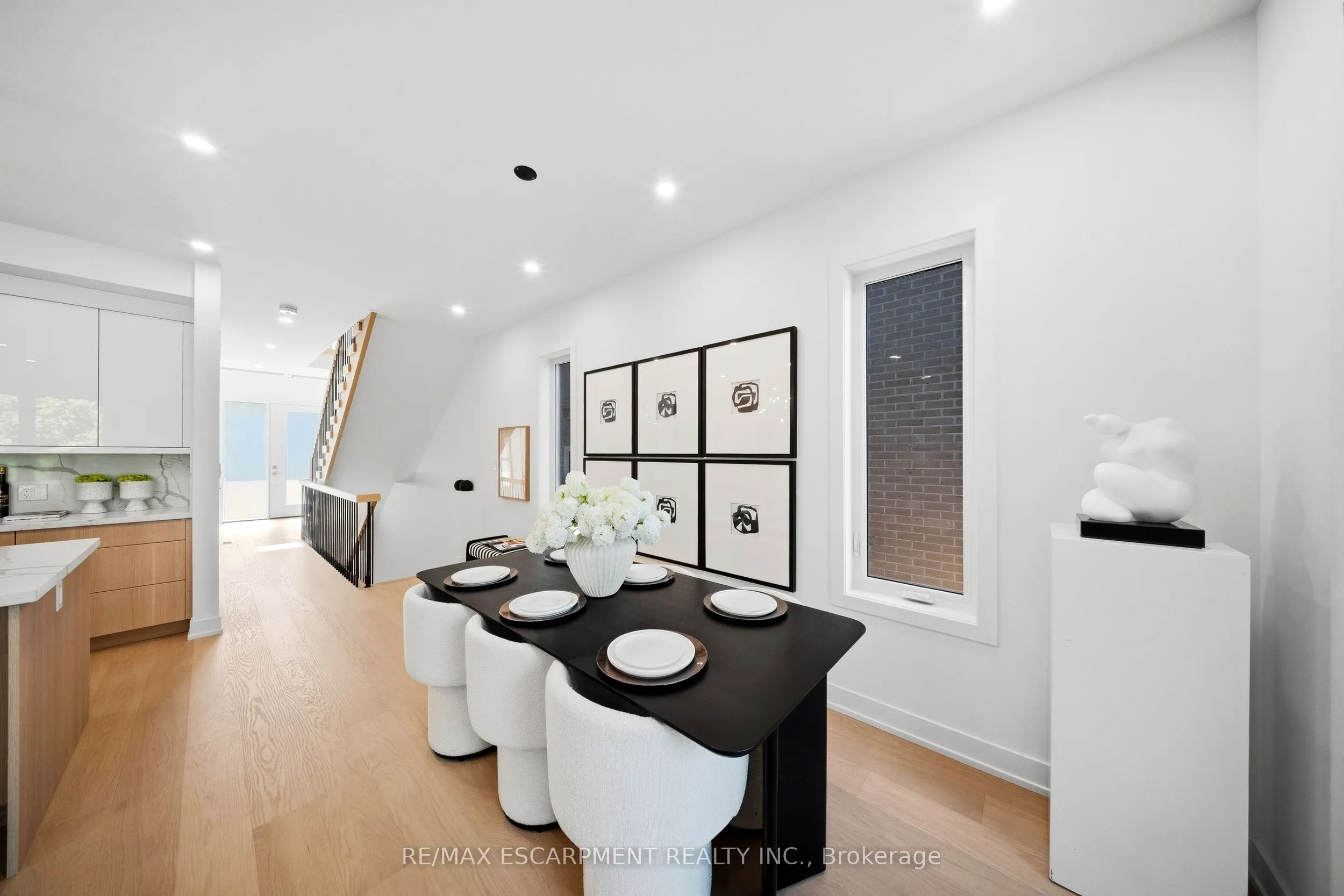 14 Kentroyal Drive