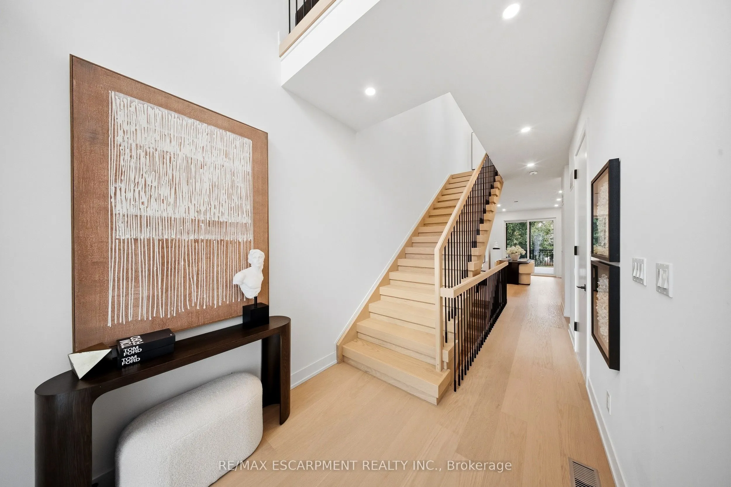14 Kentroyal Drive
