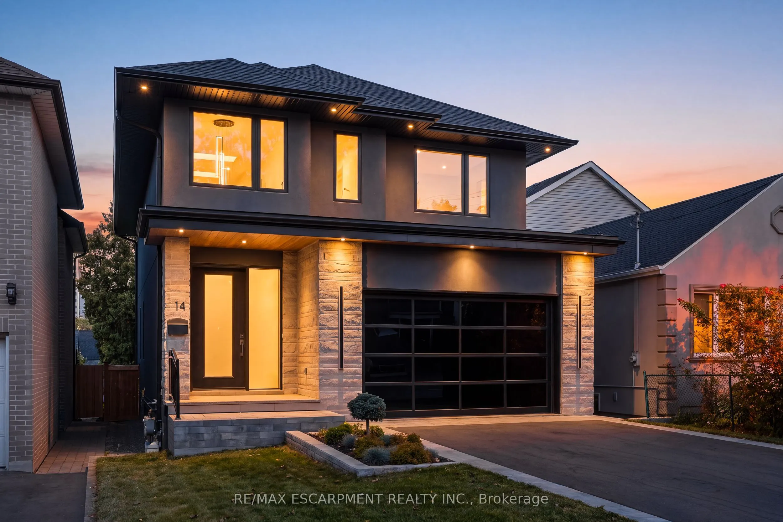 14 Kentroyal Drive
