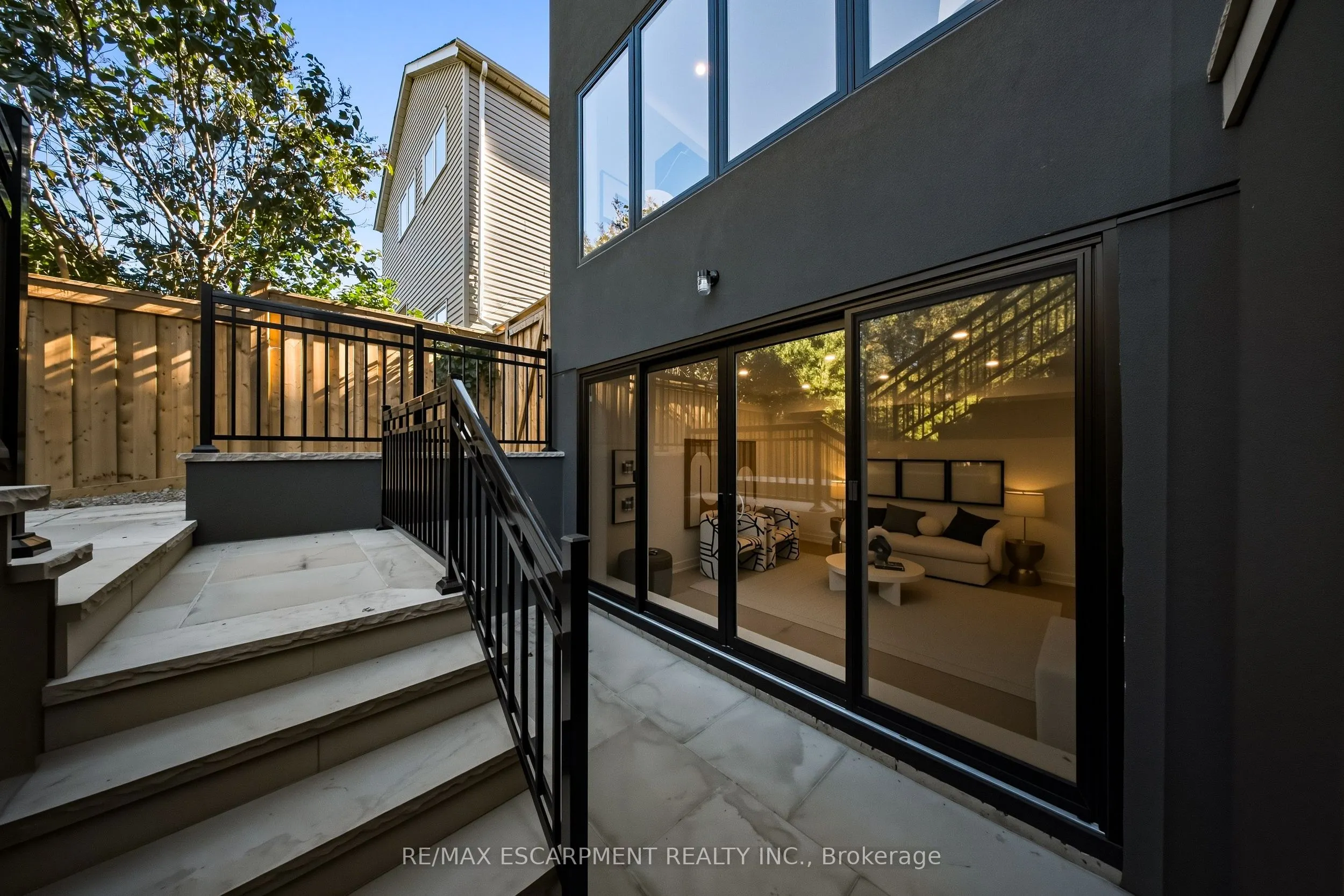 14 Kentroyal Drive