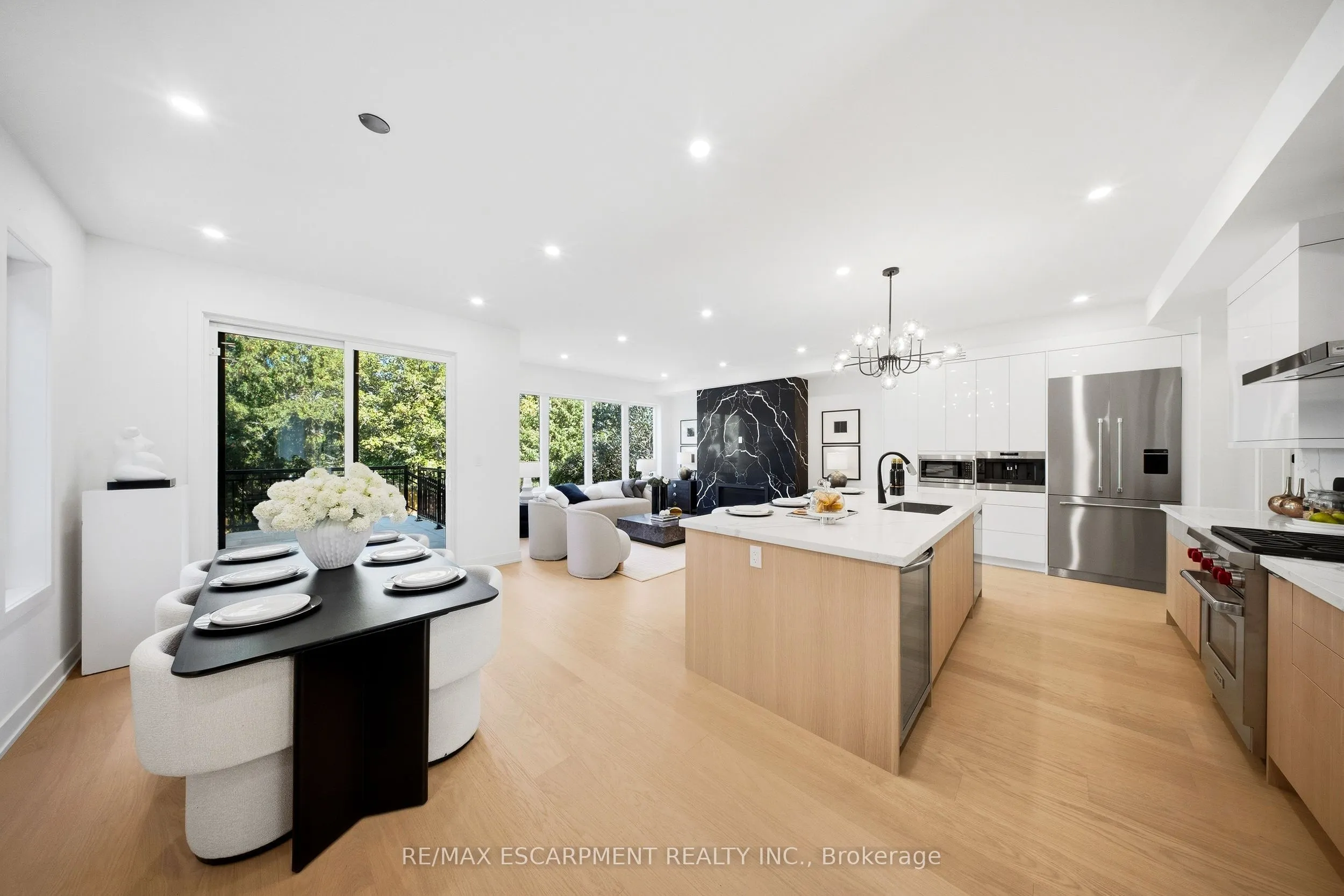 14 Kentroyal Drive