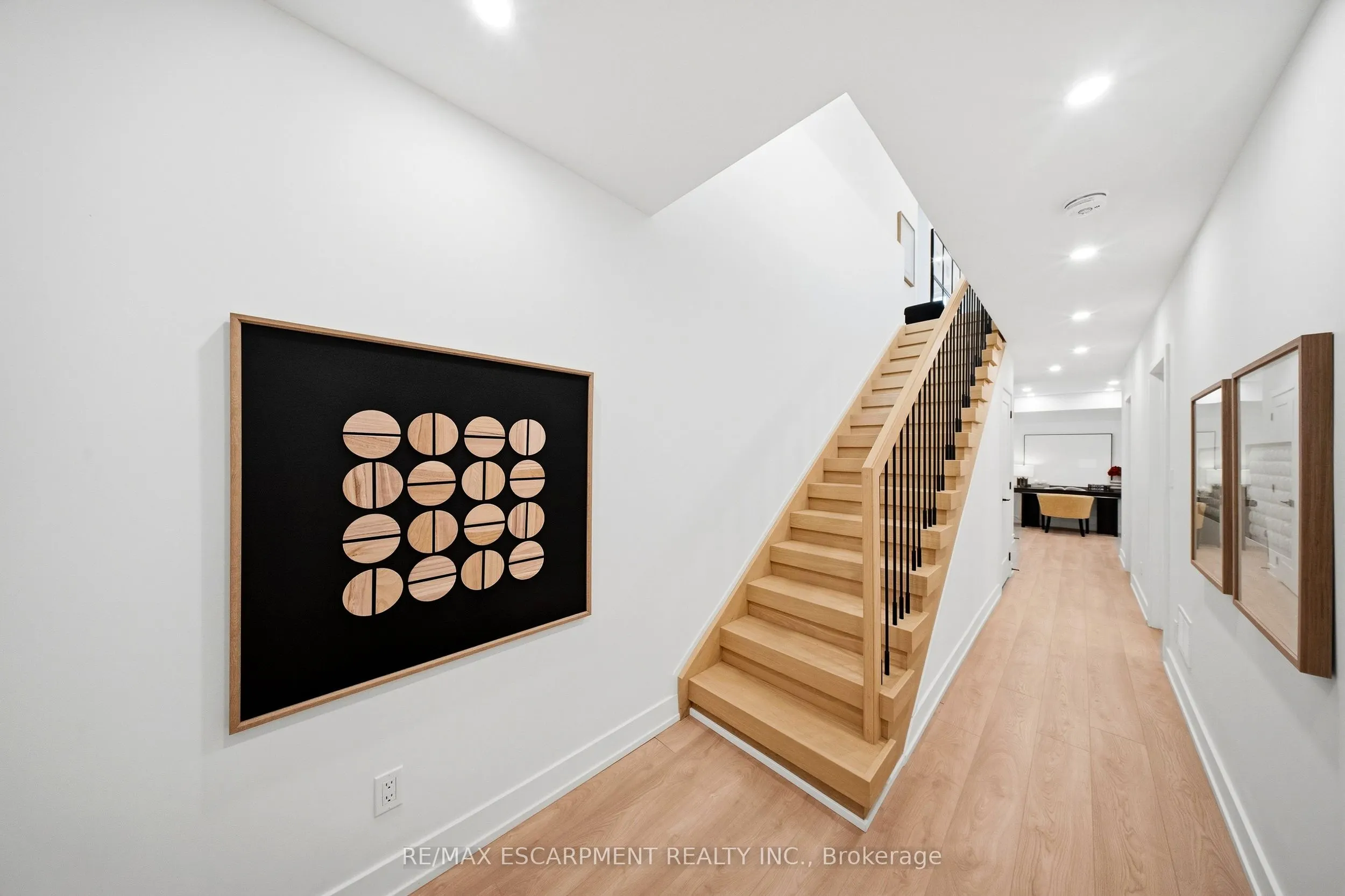 14 Kentroyal Drive