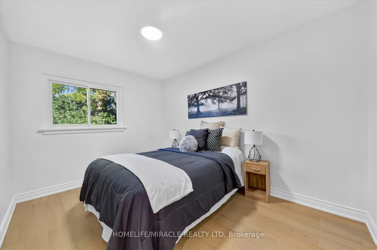 18 Elderfield Crescent