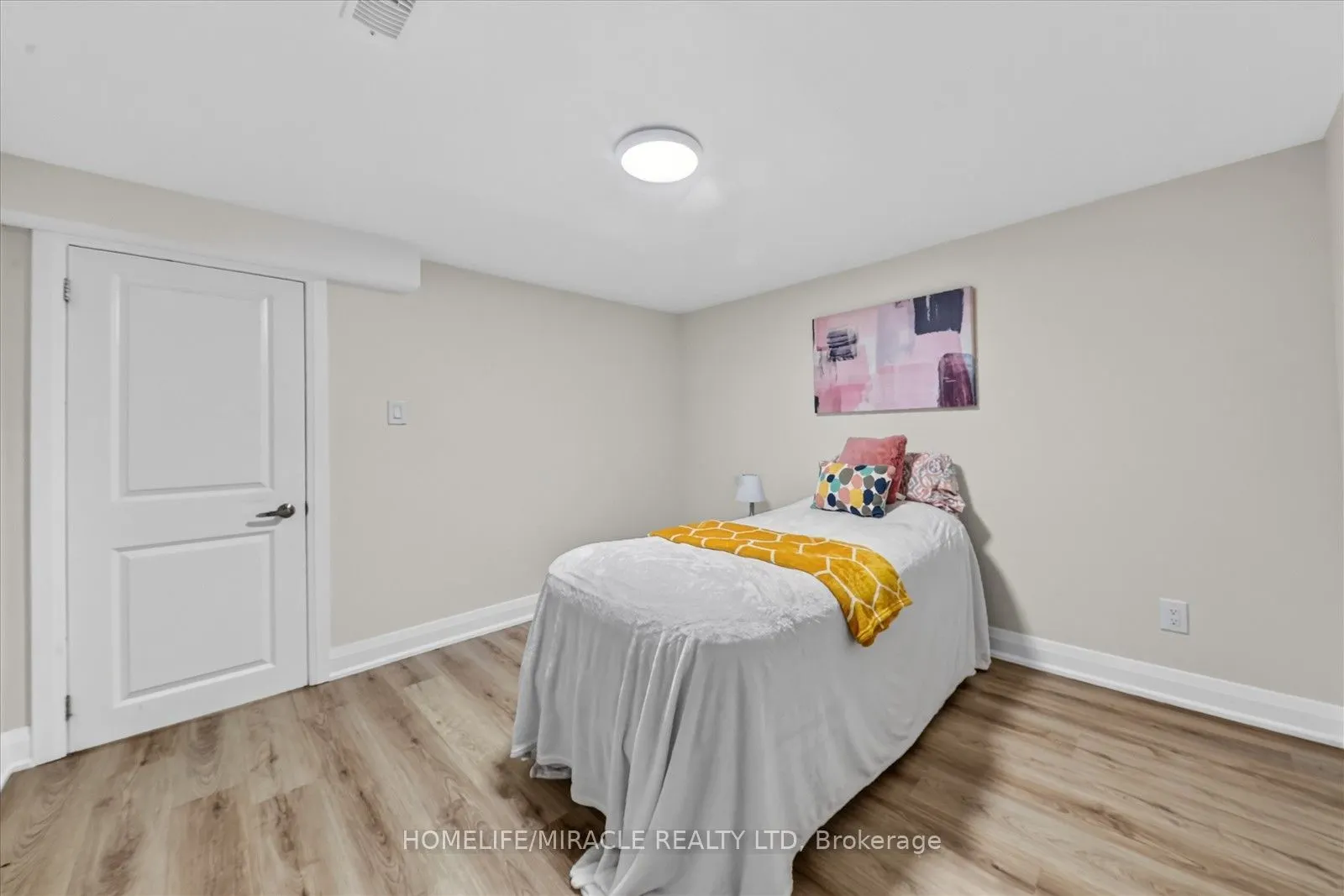 18 Elderfield Crescent