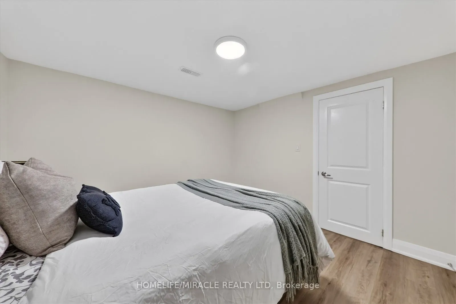18 Elderfield Crescent
