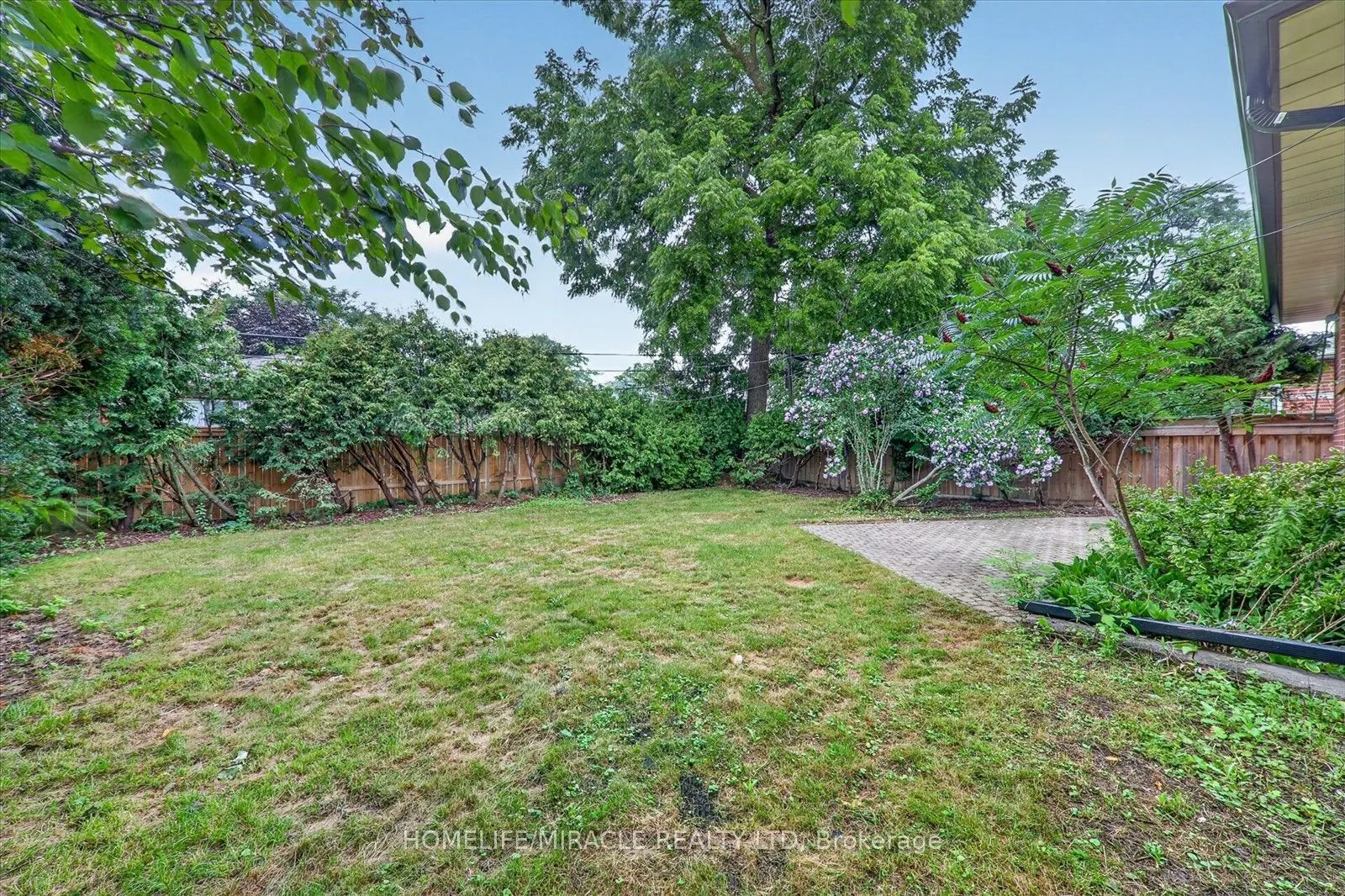 18 Elderfield Crescent