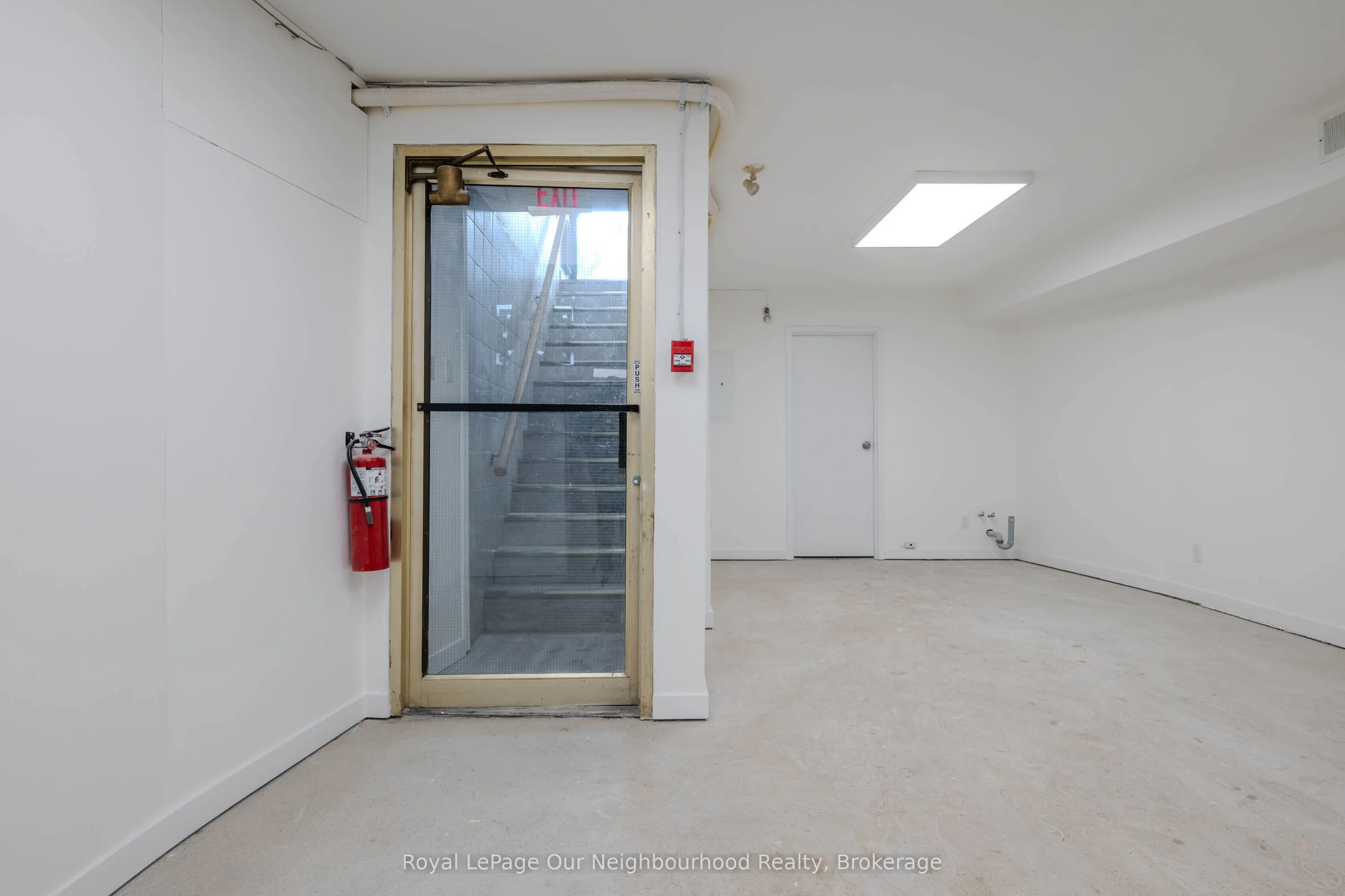 1224 King Street W #Lower Level