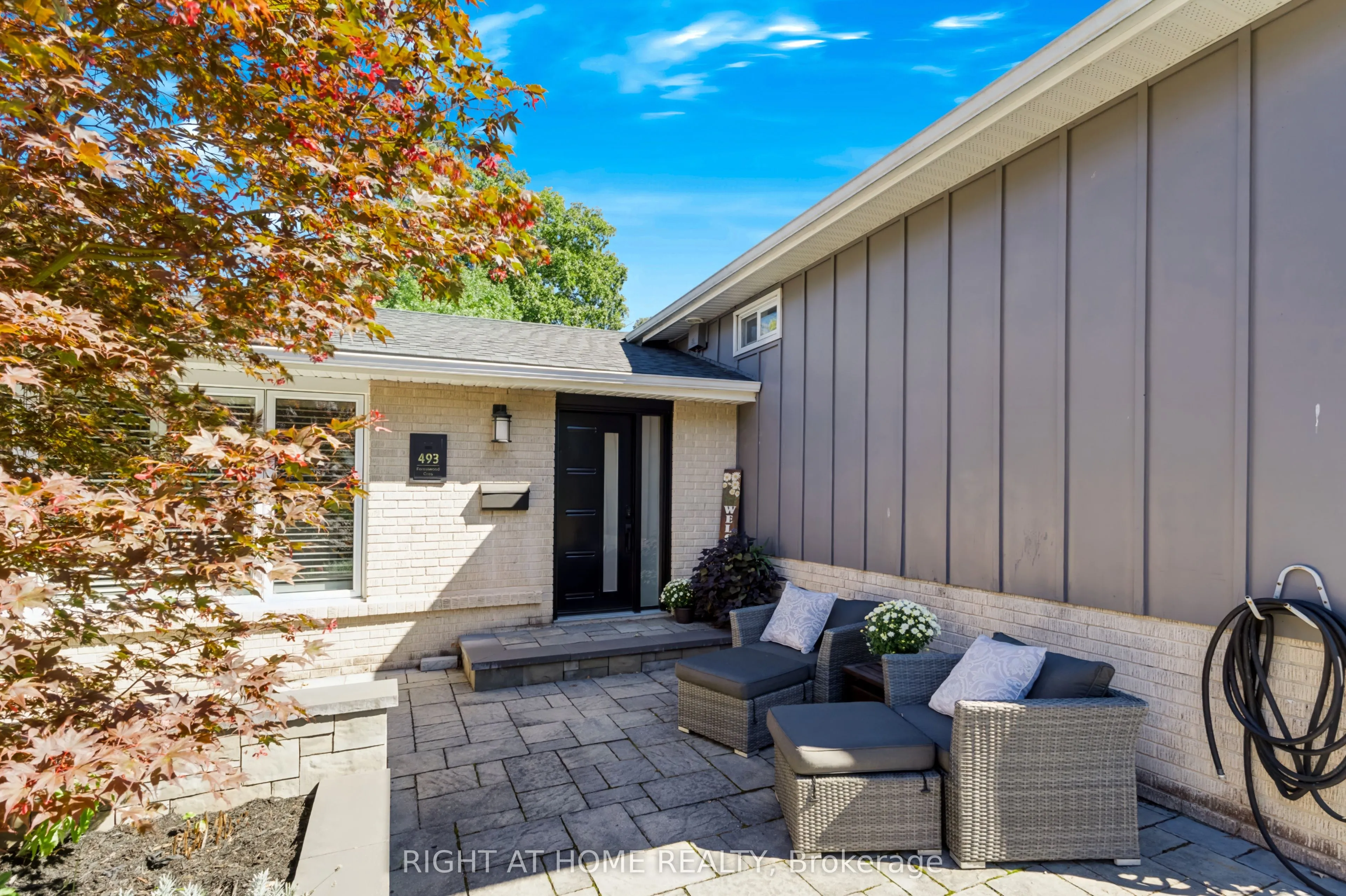 493 Forestwood Crescent