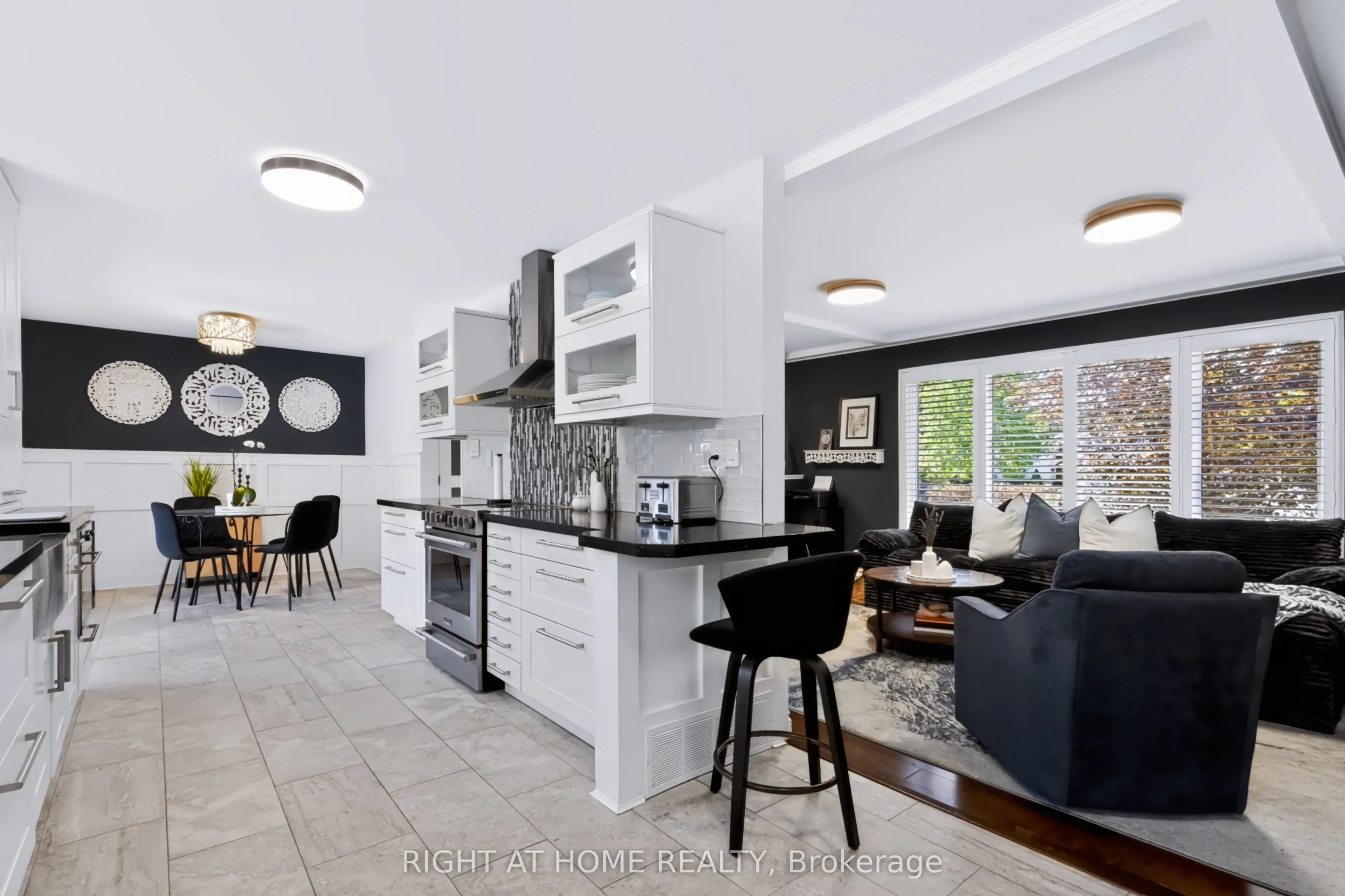 493 Forestwood Crescent
