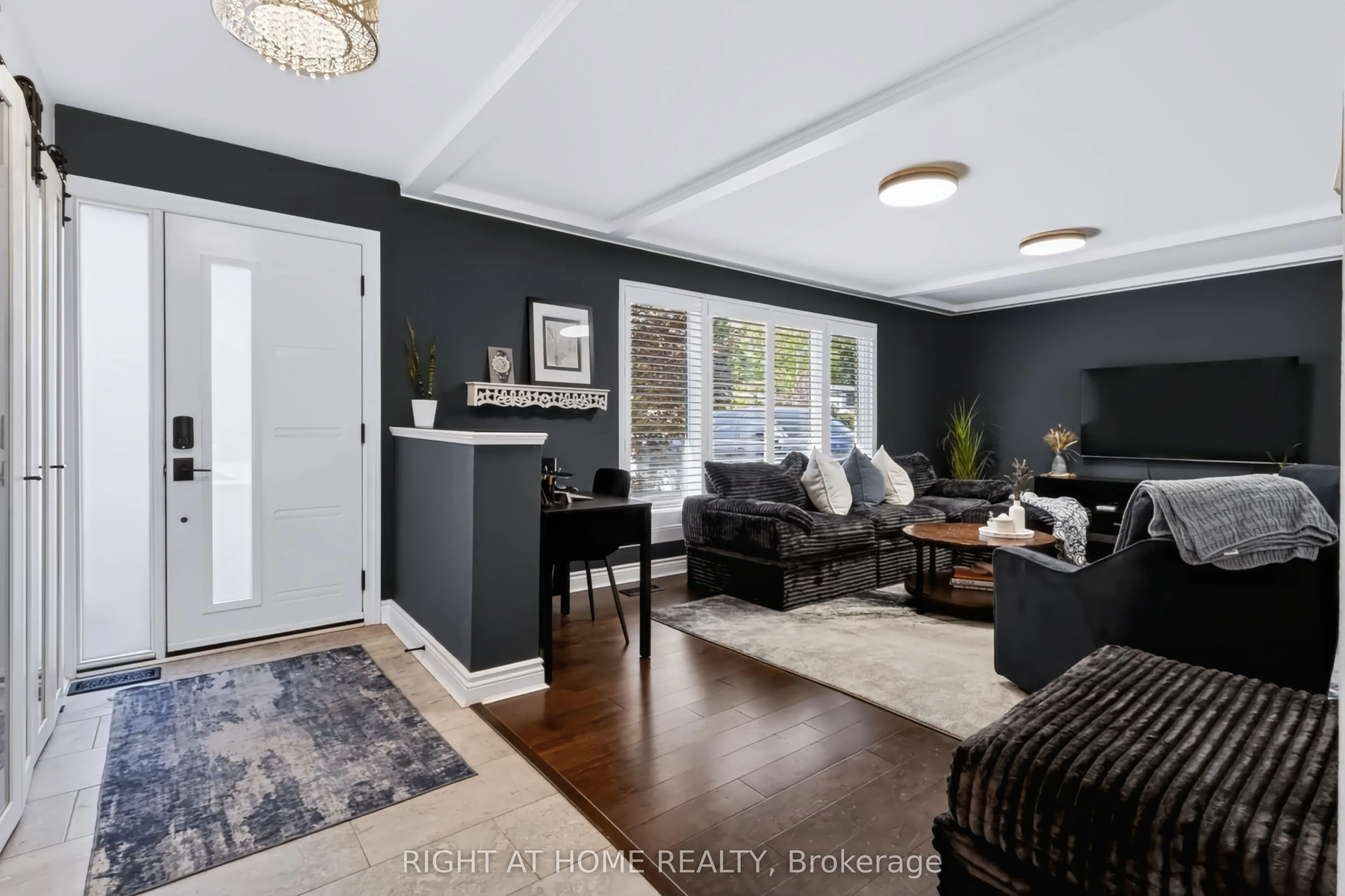 493 Forestwood Crescent