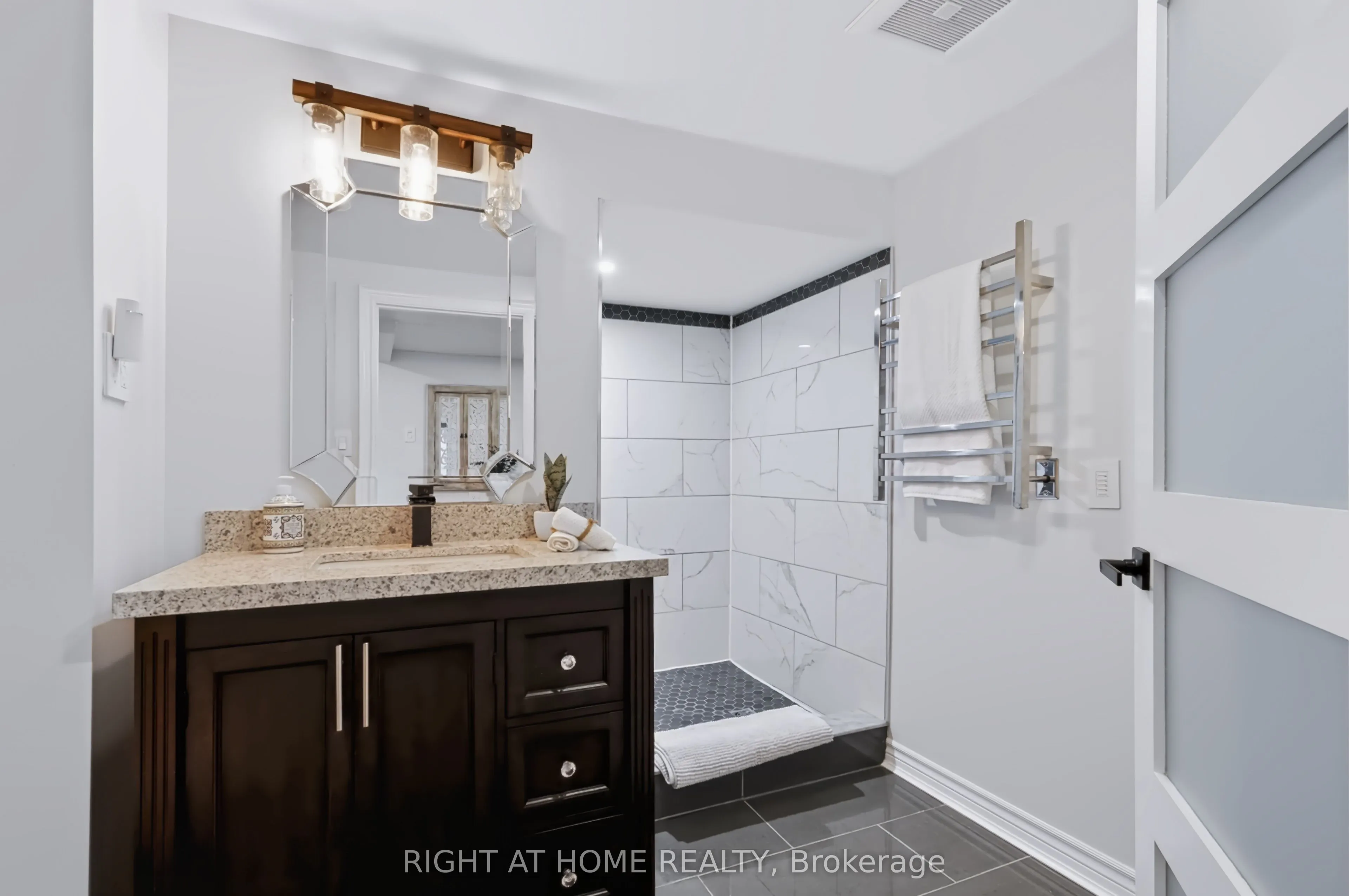 493 Forestwood Crescent