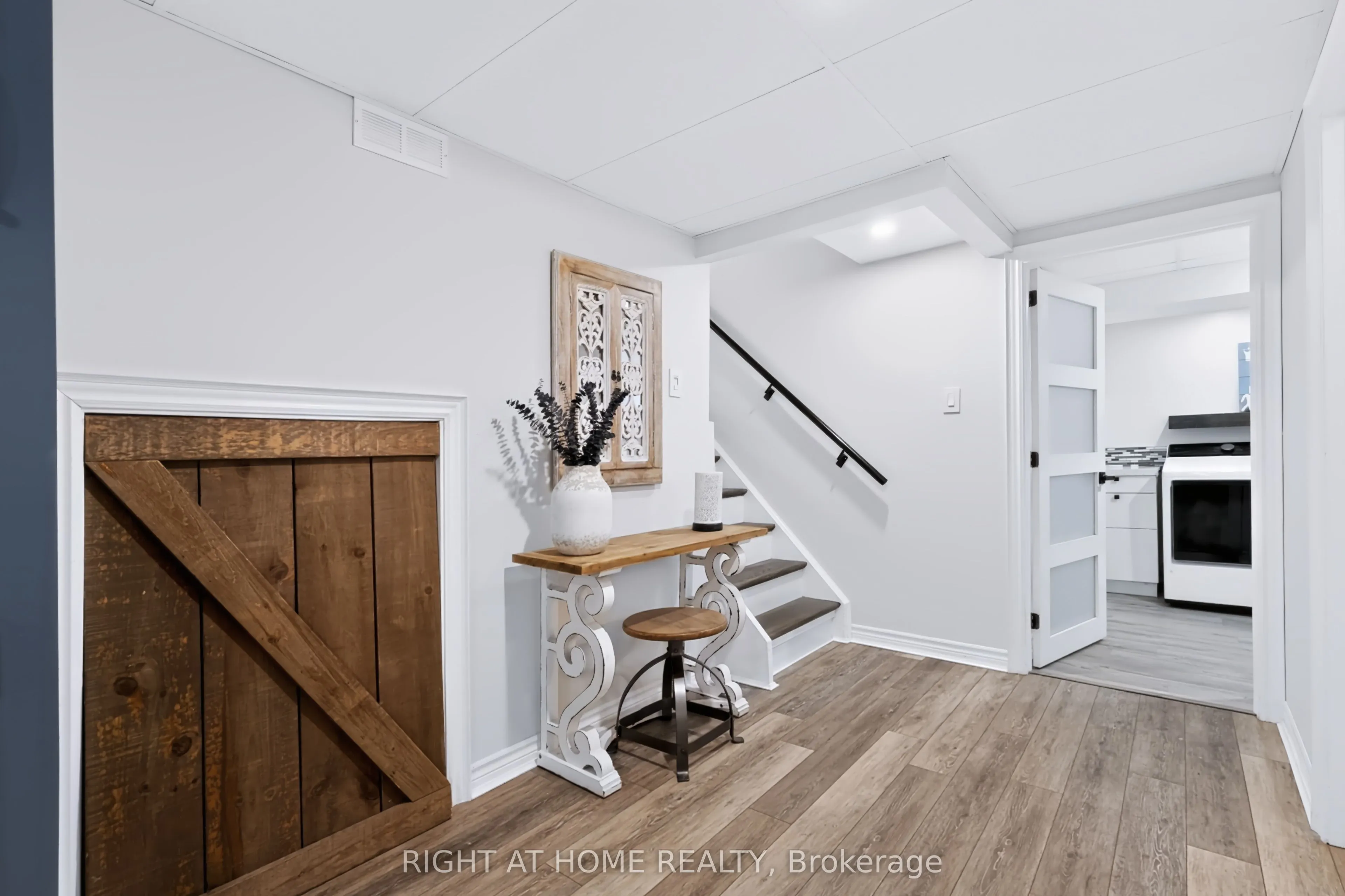 493 Forestwood Crescent