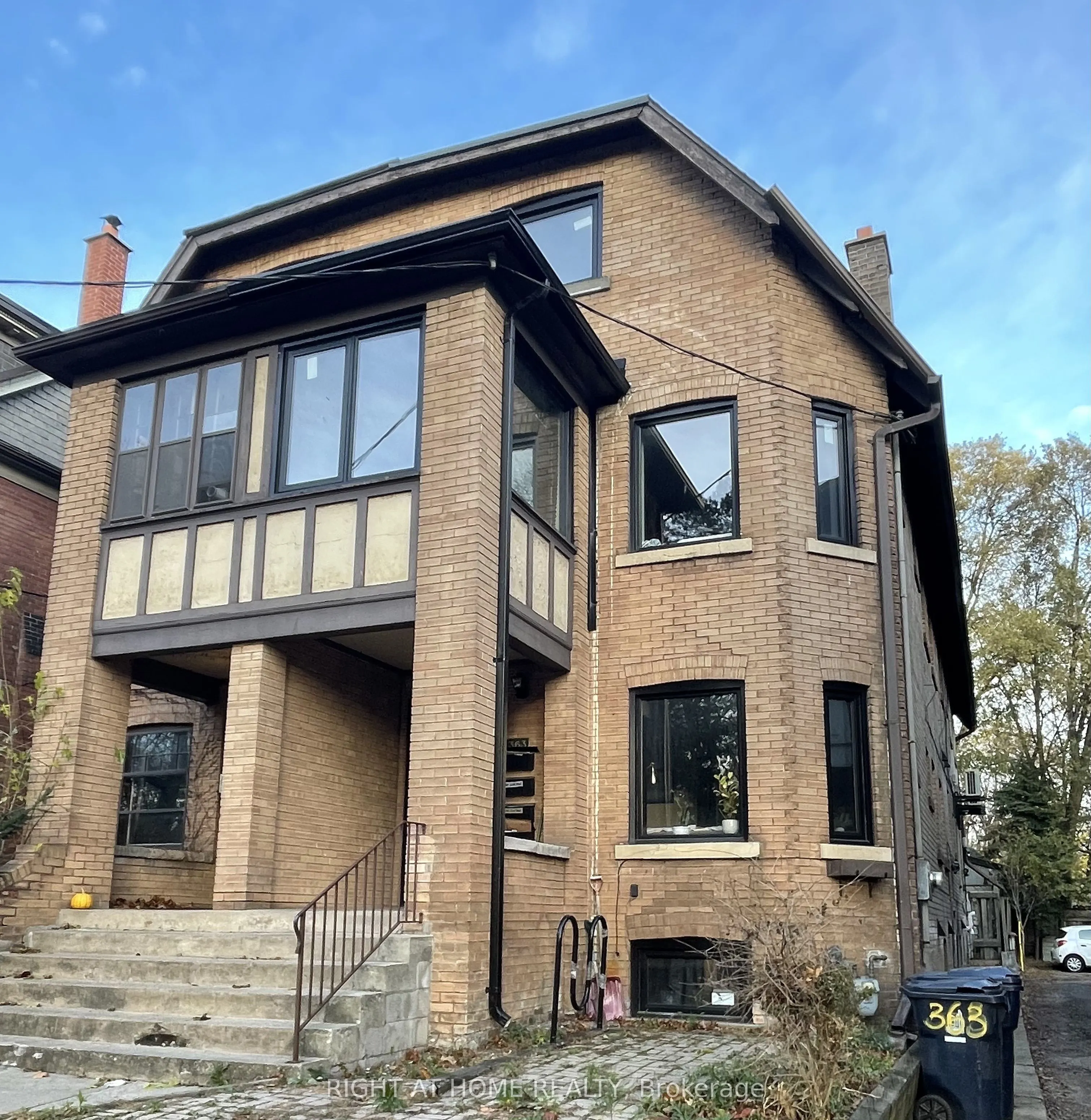 363 Parkside Drive #3