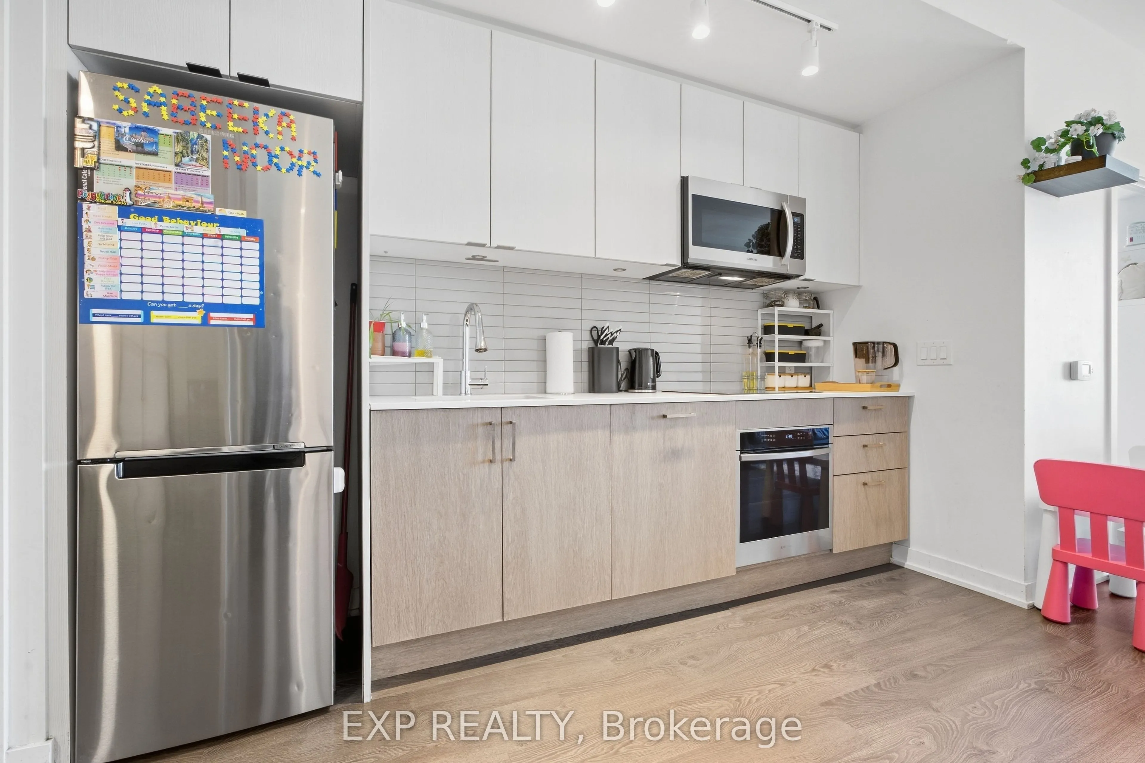 1928 Lake Shore Boulevard W #1712