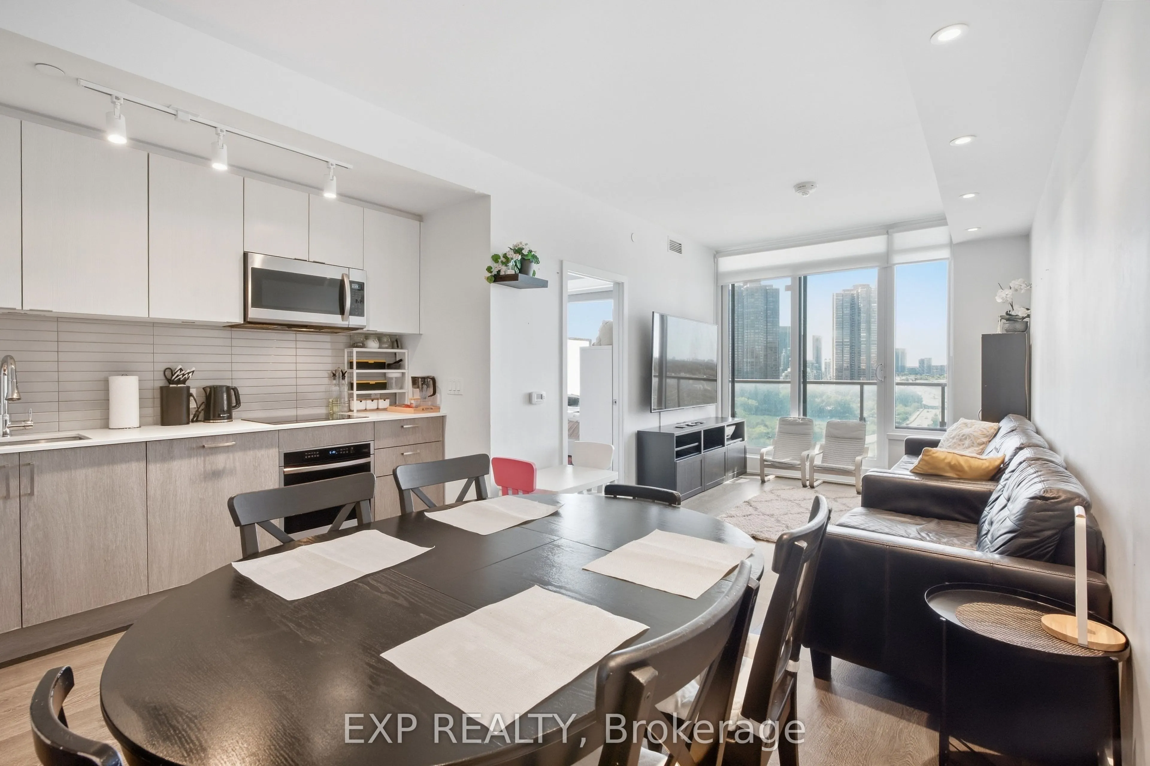 1928 Lake Shore Boulevard W #1712