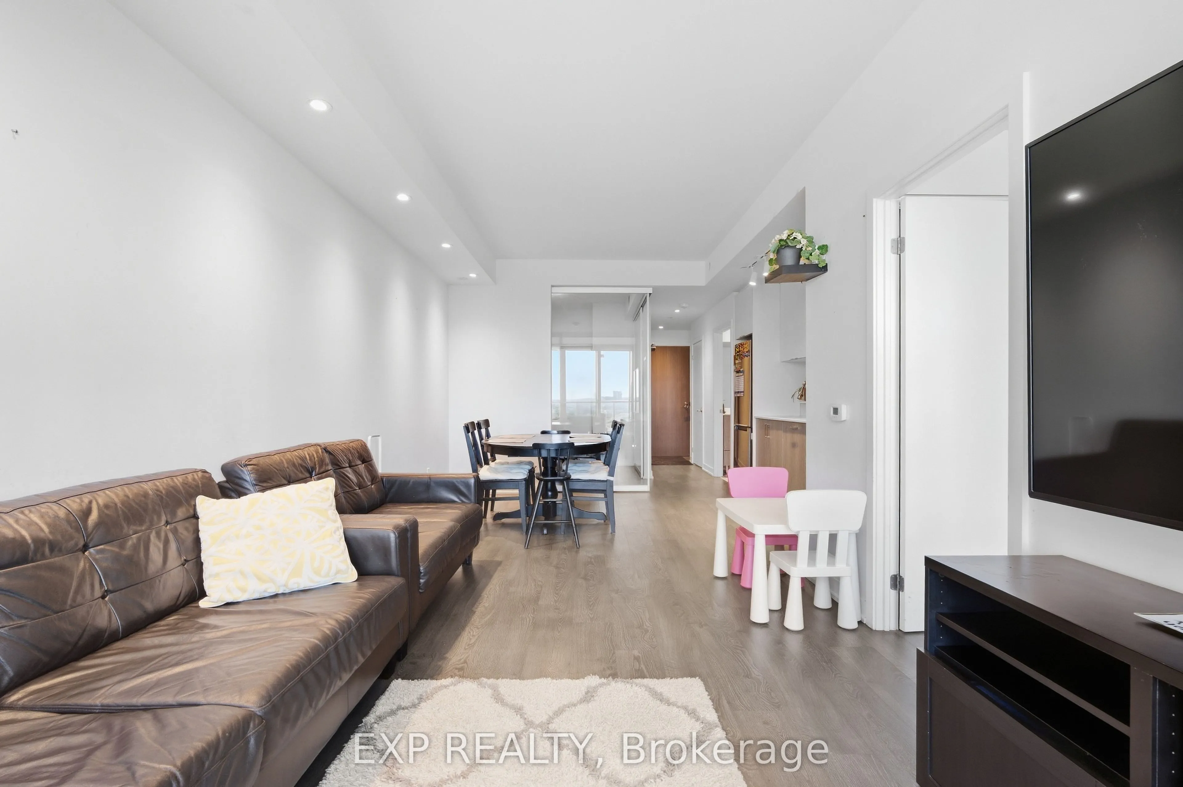 1928 Lake Shore Boulevard W #1712