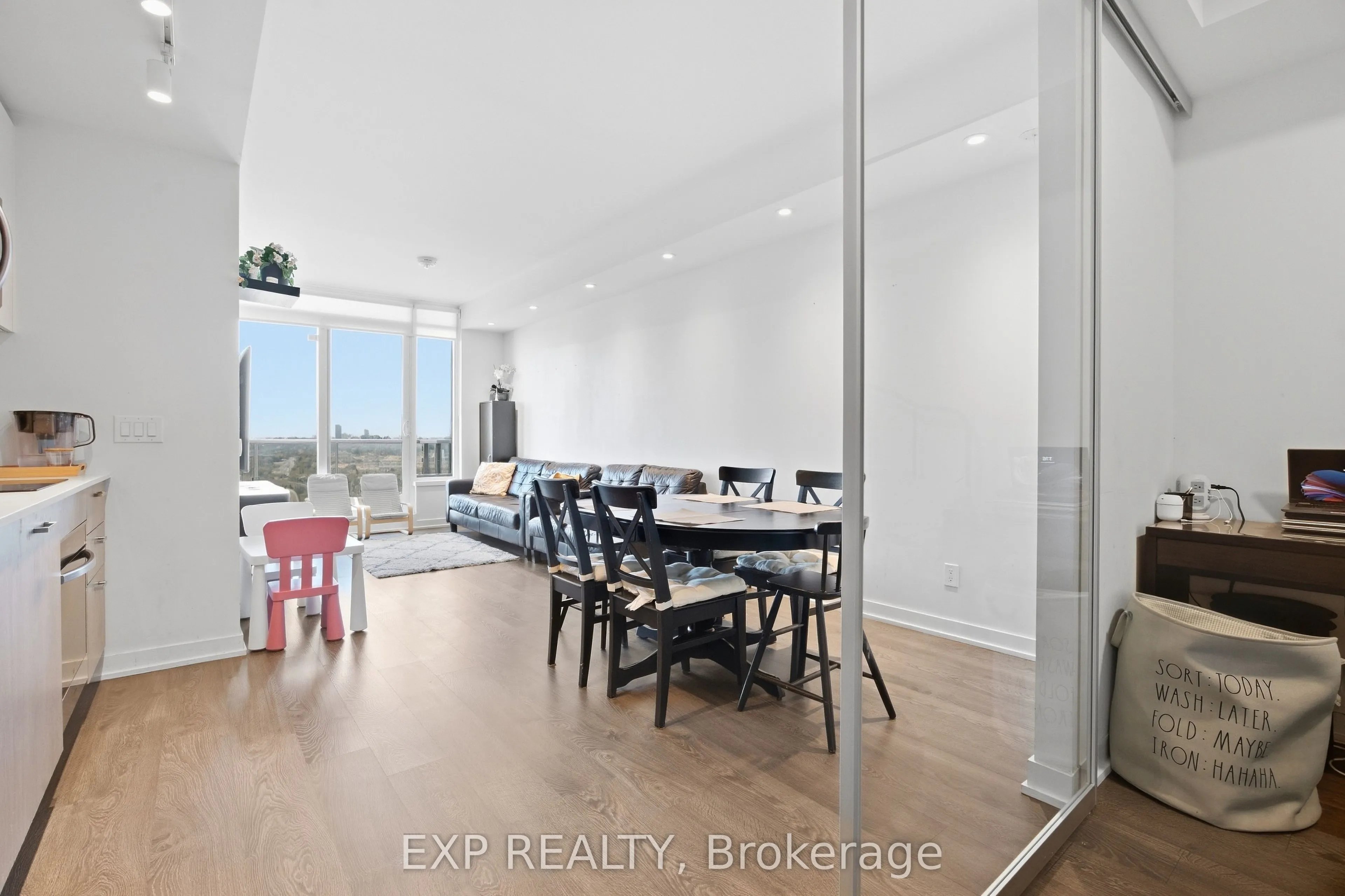 1928 Lake Shore Boulevard W #1712