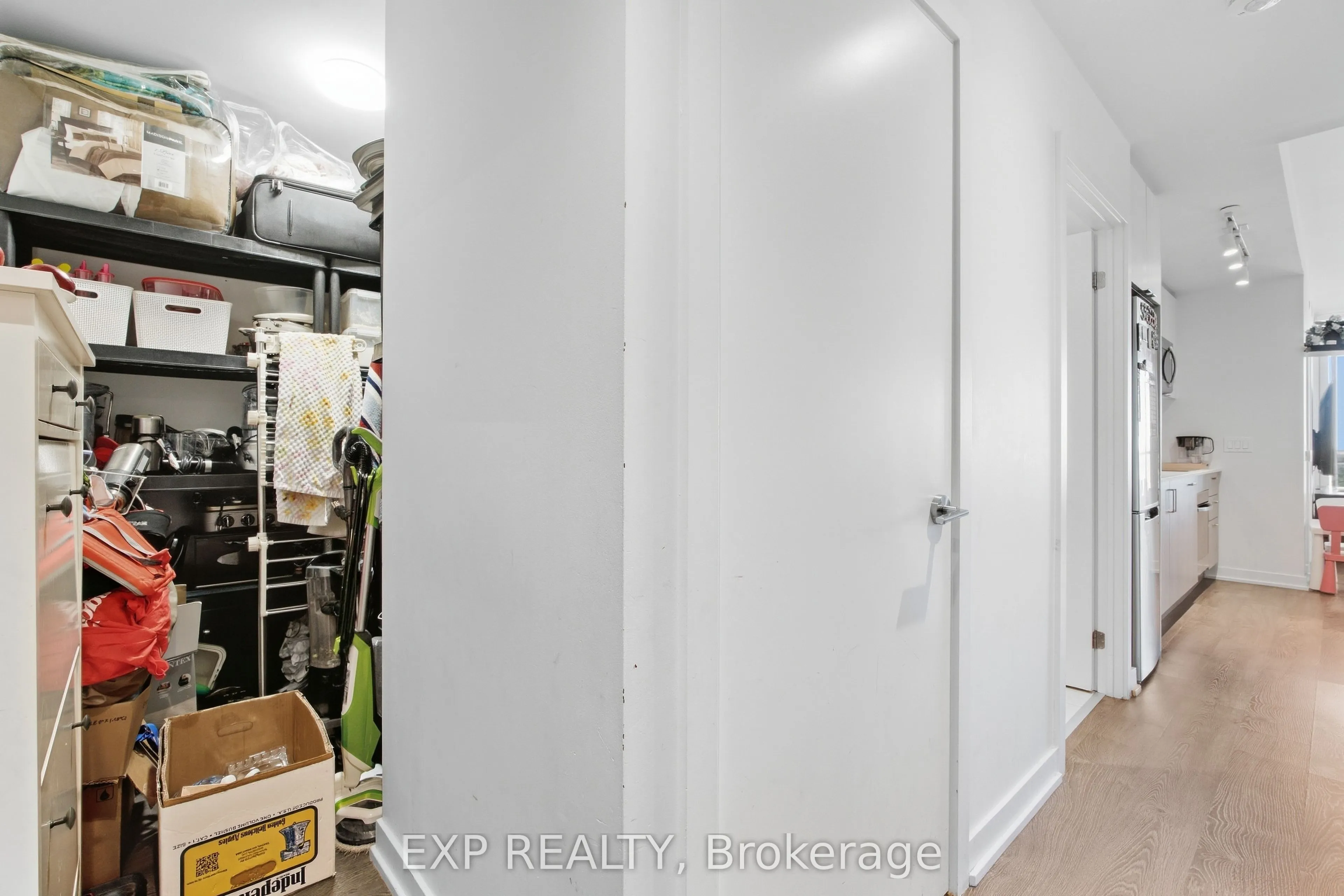 1928 Lake Shore Boulevard W #1712