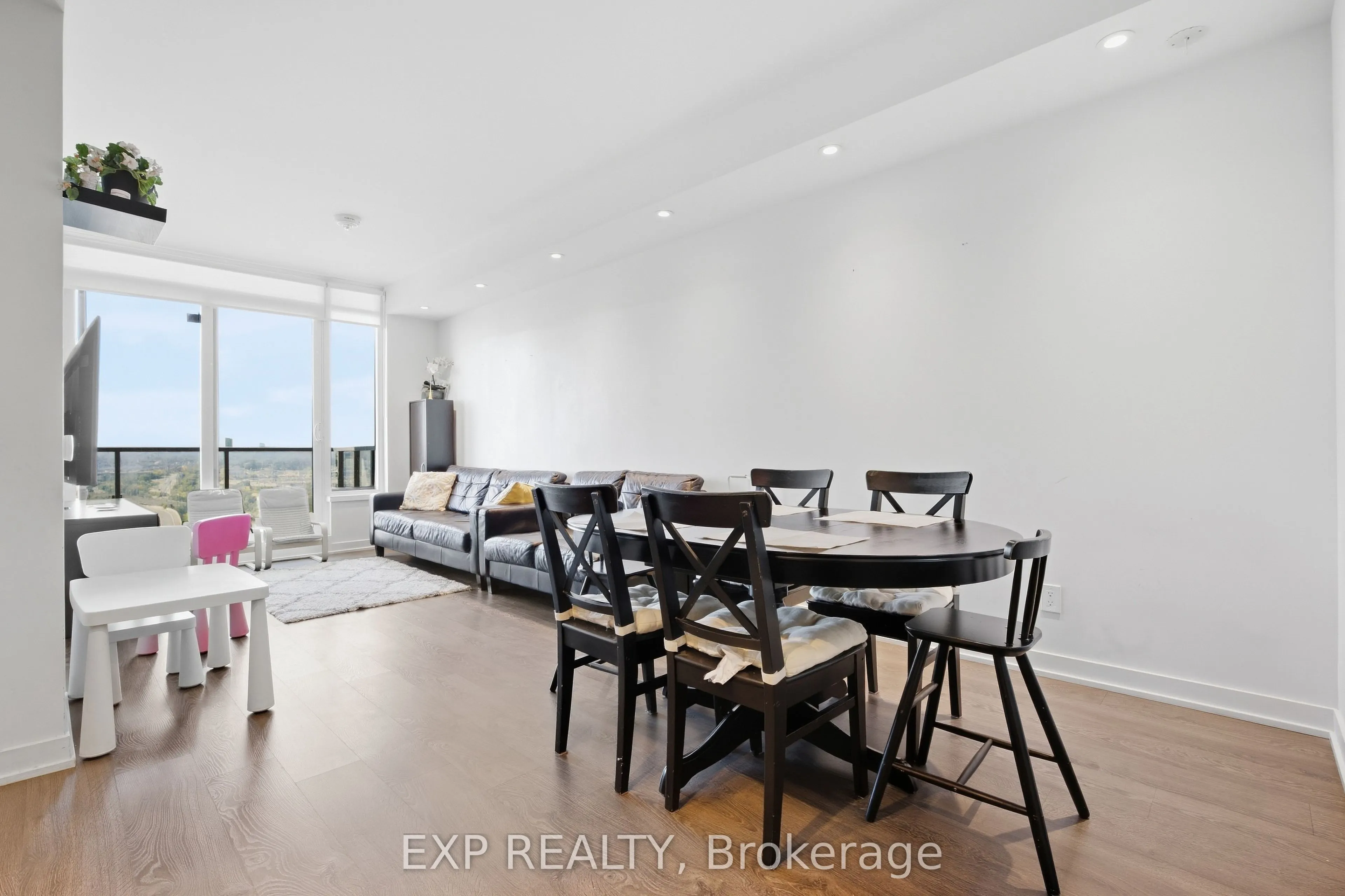 1928 Lake Shore Boulevard W #1712