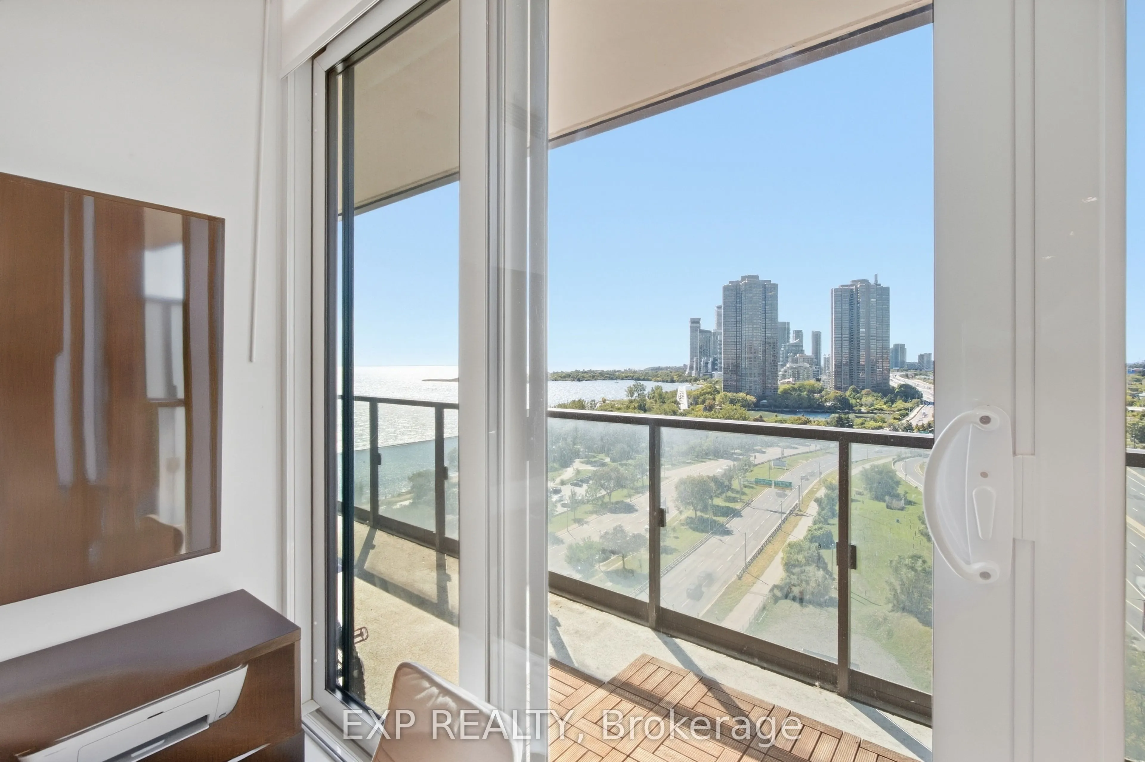 1928 Lake Shore Boulevard W #1712