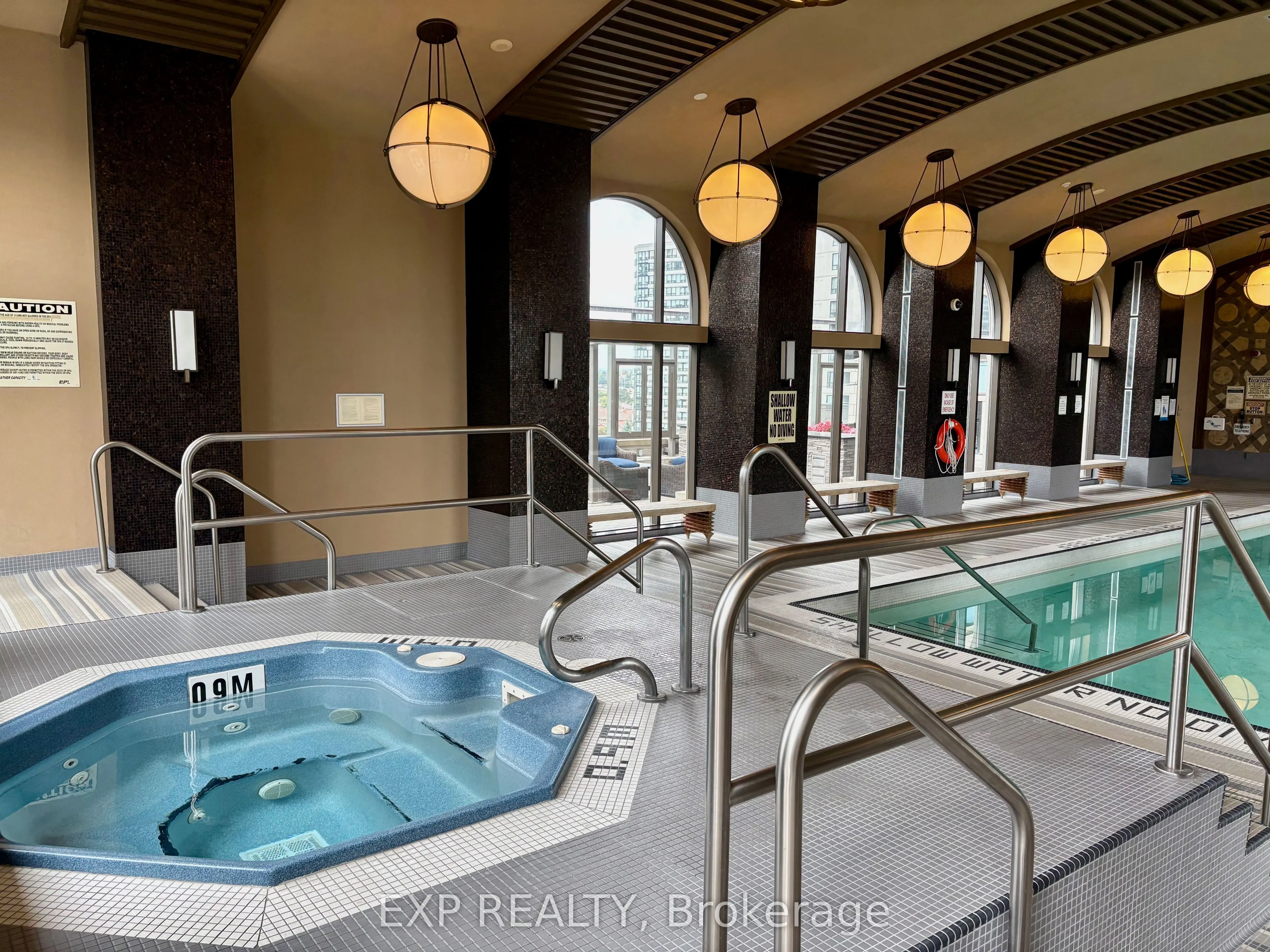 385 PRINCE OF WALES Drive #2304