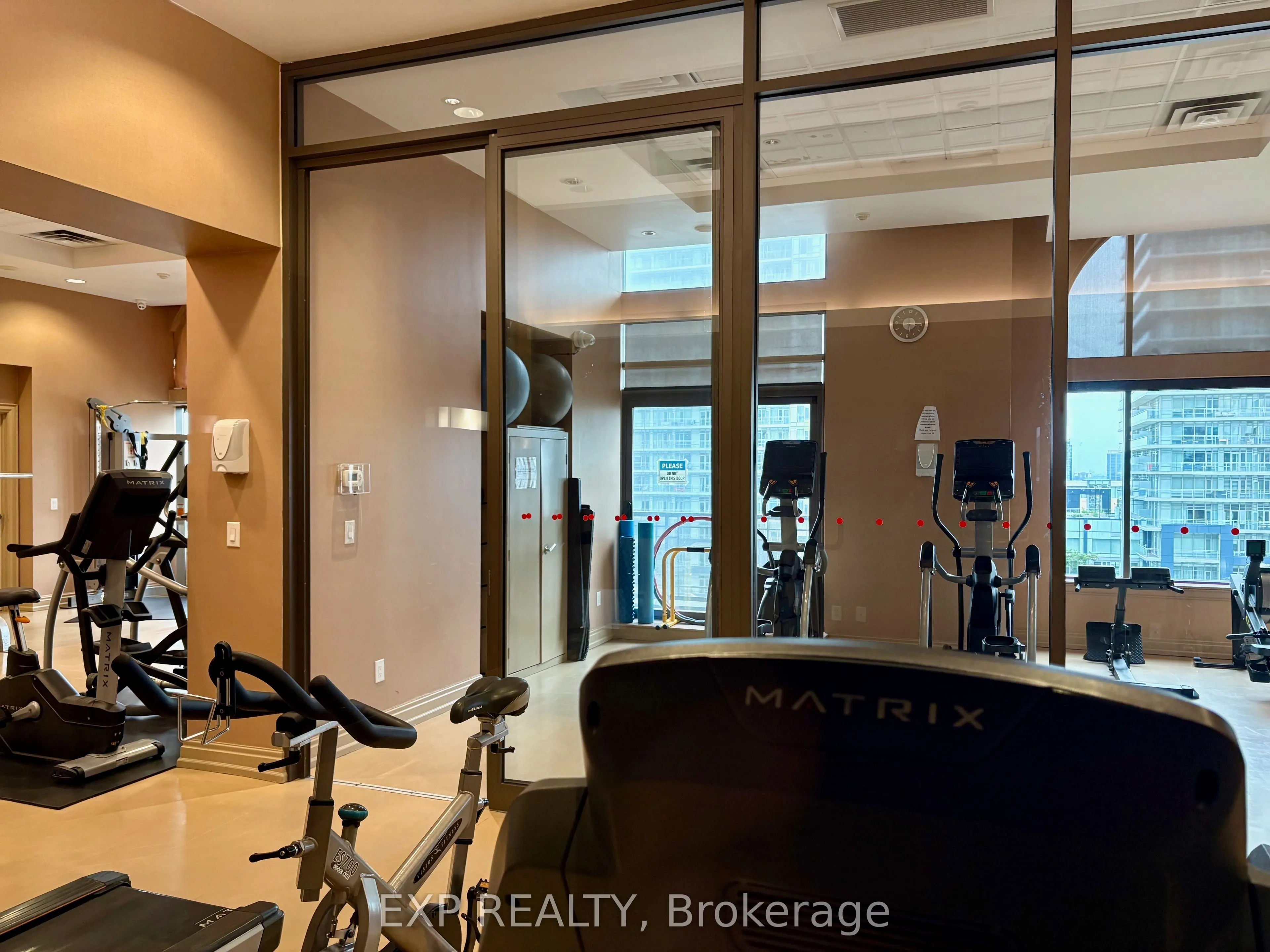 385 PRINCE OF WALES Drive #2304